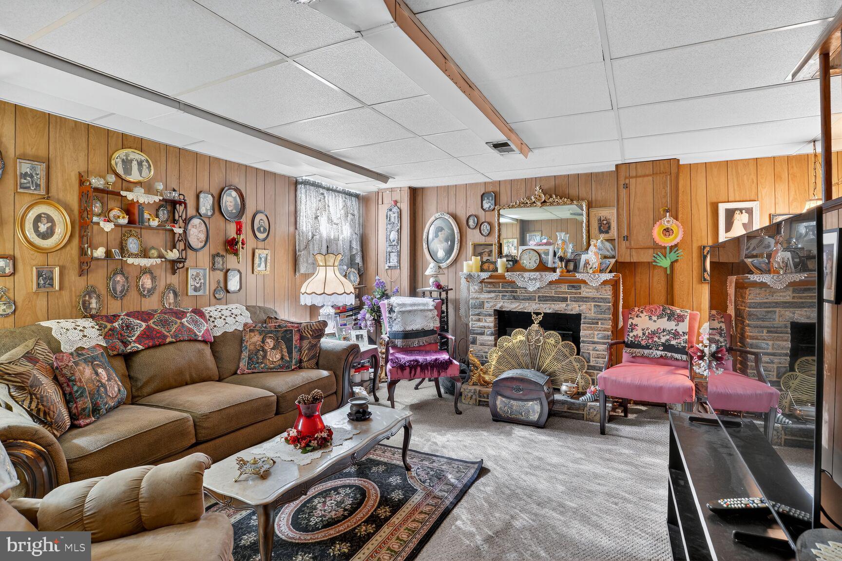 BEVERLY HILLS - Residential