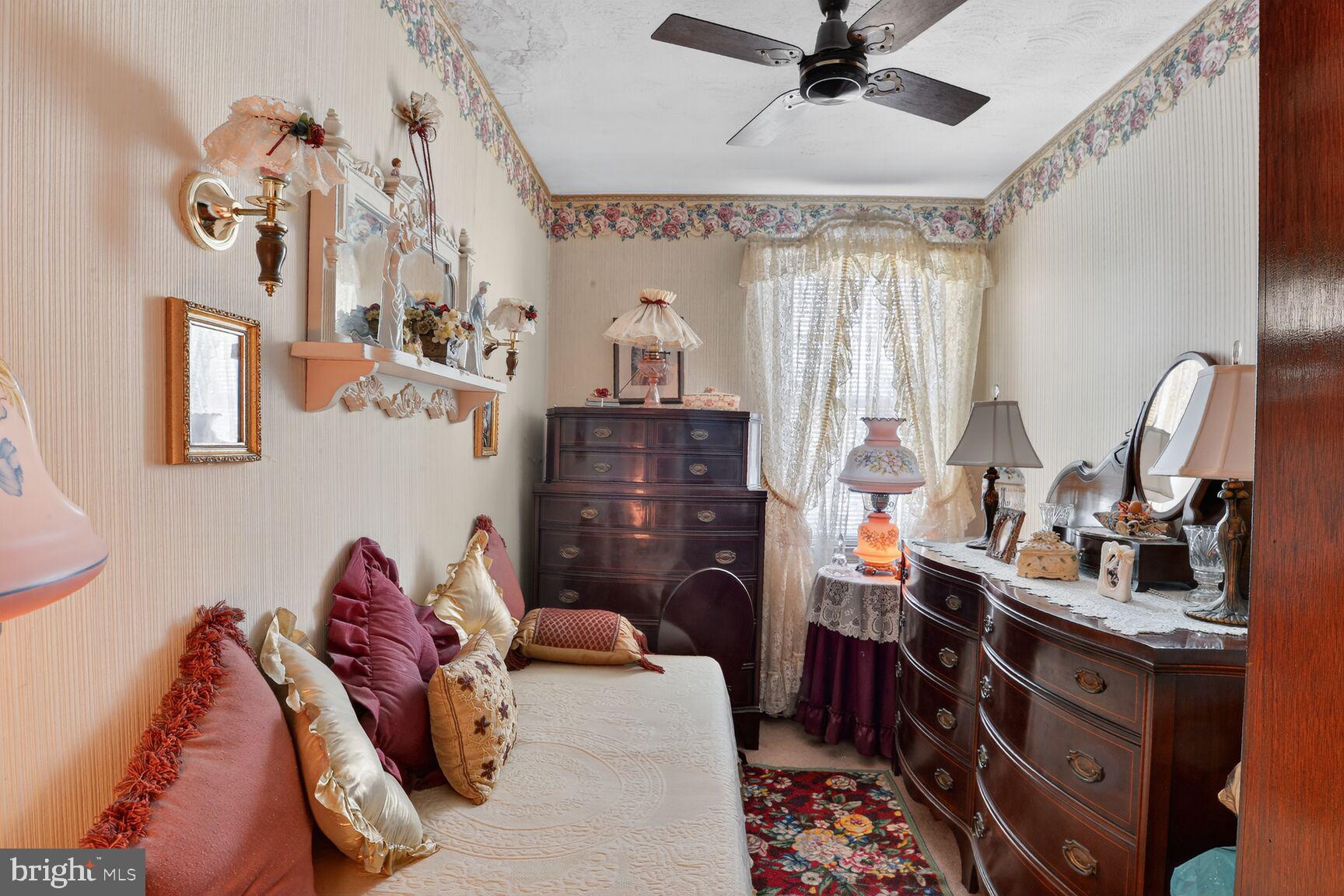 BEVERLY HILLS - Residential