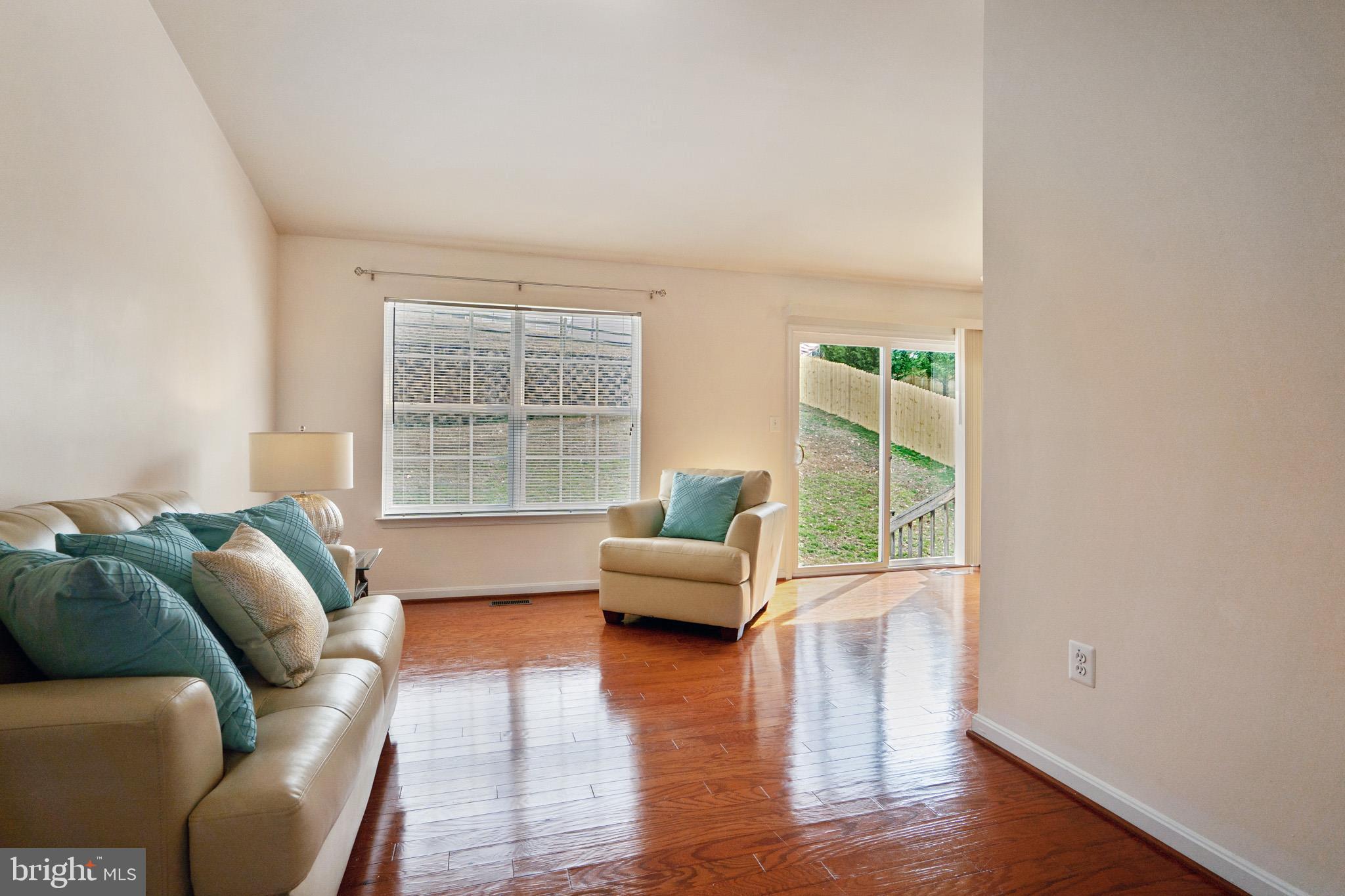 CAMPFIRE HILLS - Residential