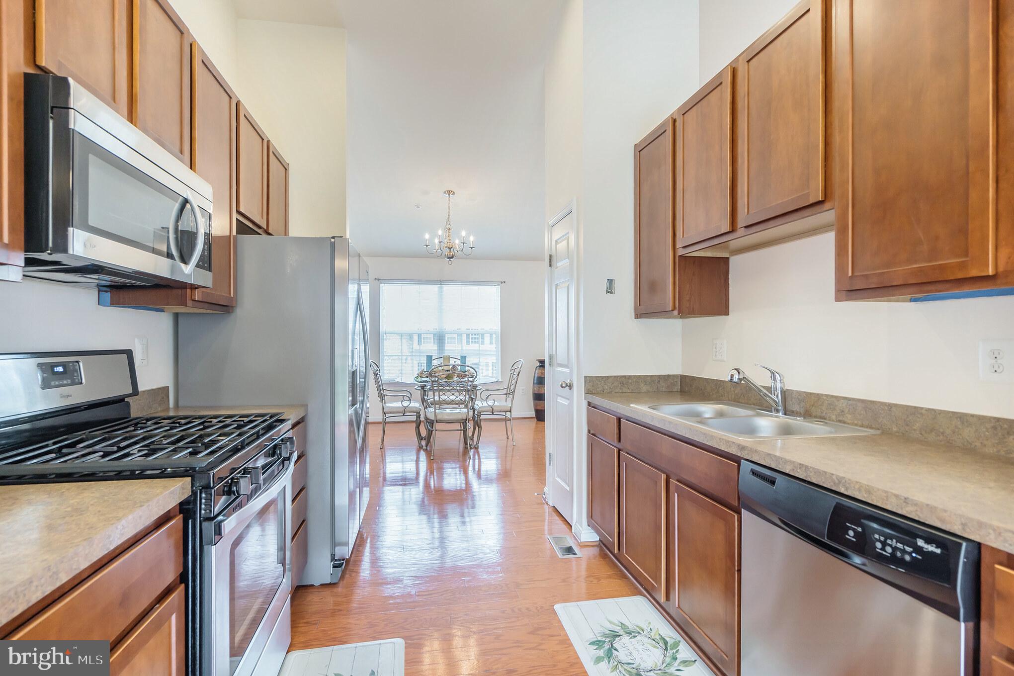 CAMPFIRE HILLS - Residential