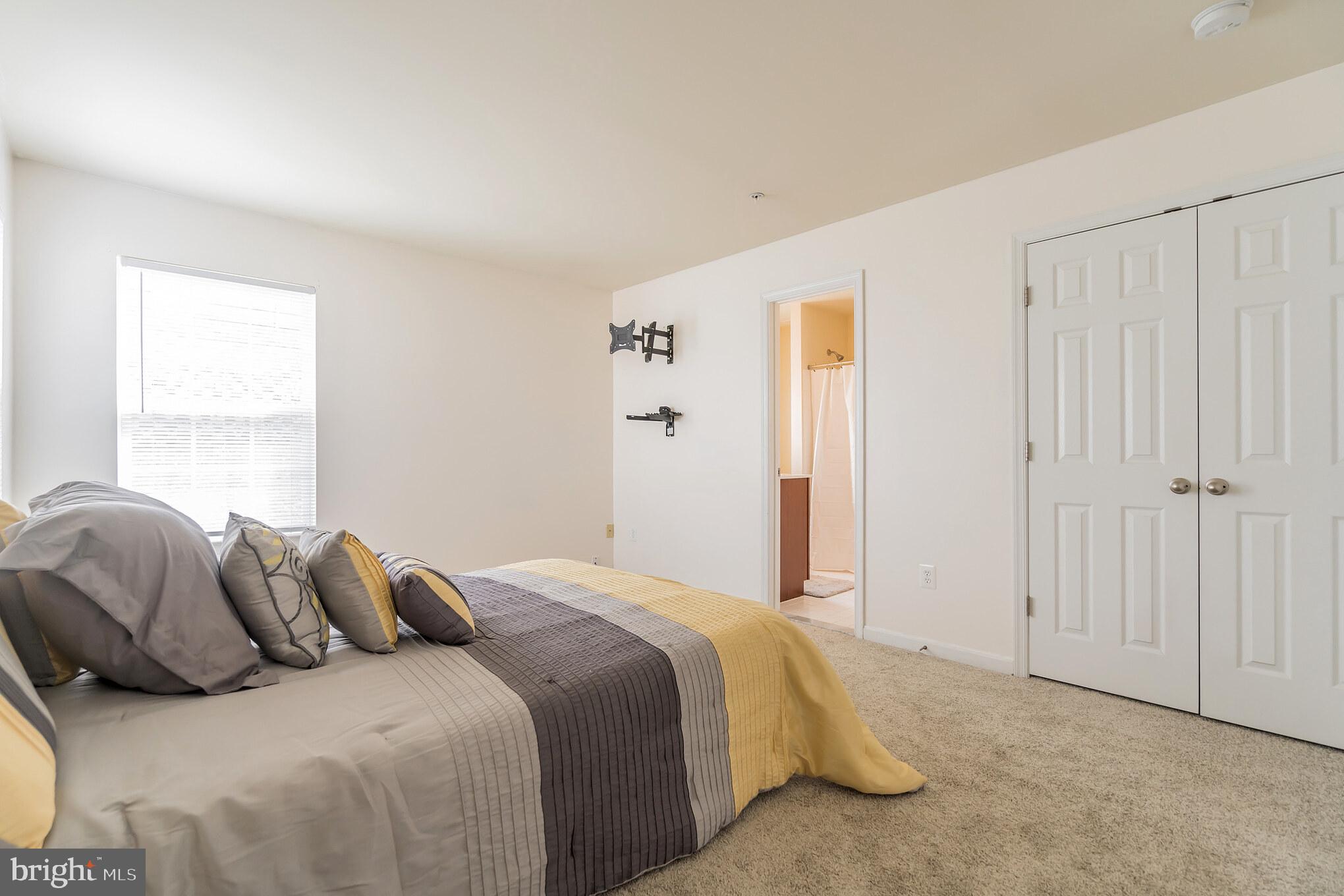 CAMPFIRE HILLS - Residential