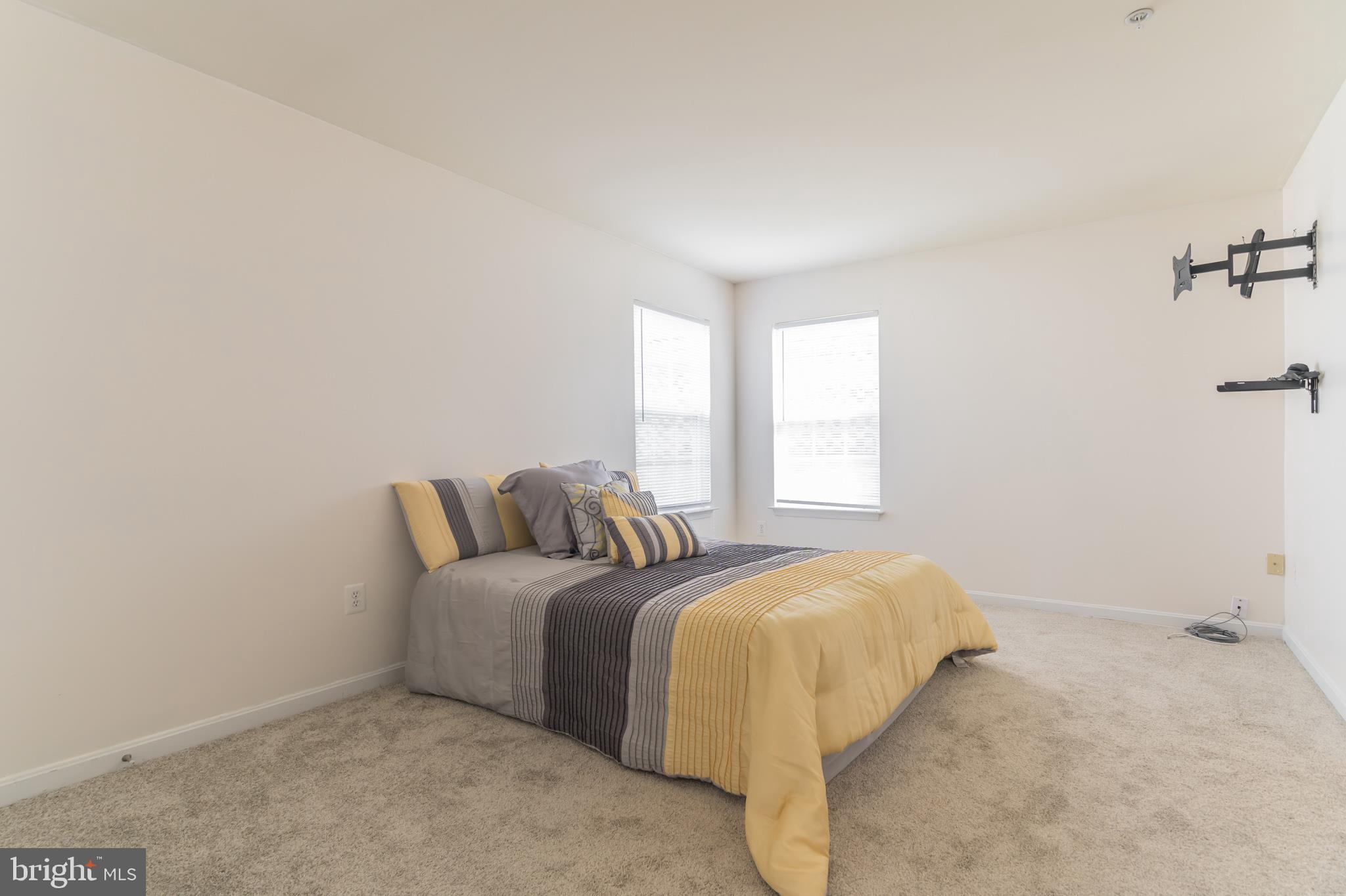 CAMPFIRE HILLS - Residential