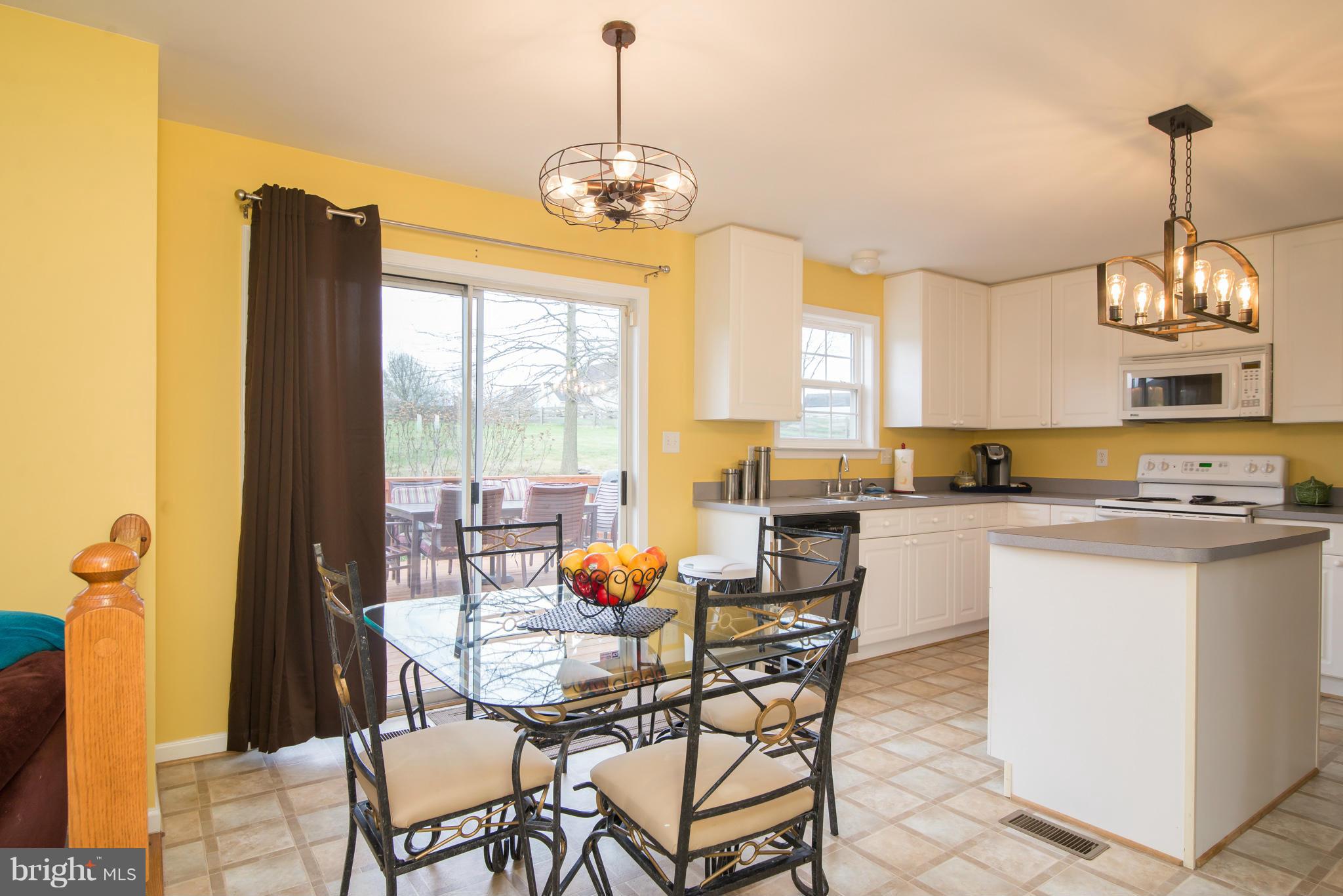 SPRUCE HILL ESTATES - Residential