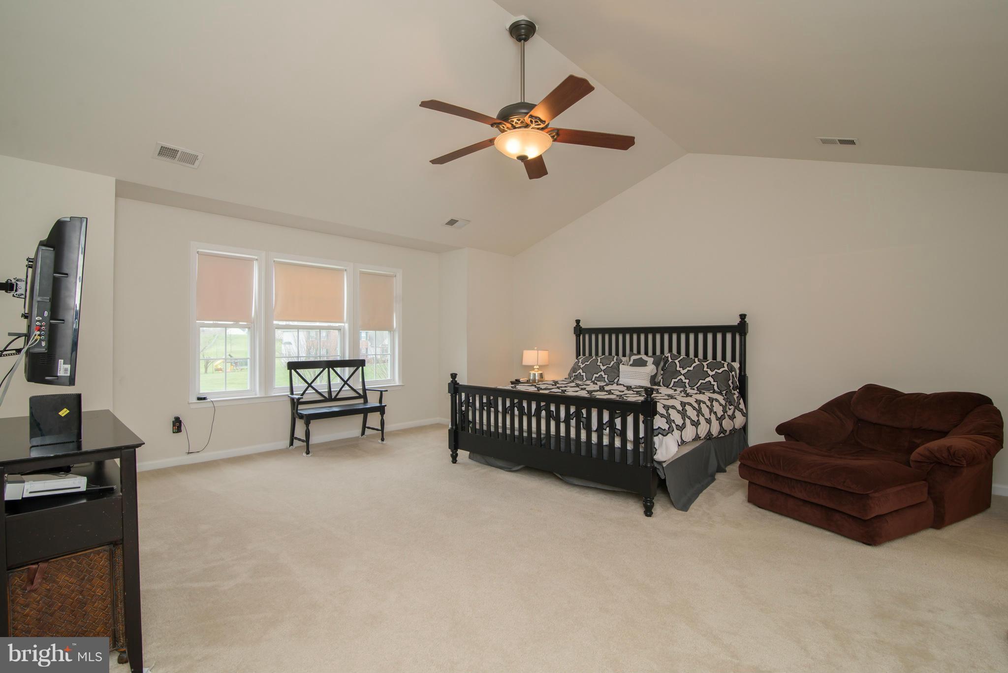 SPRUCE HILL ESTATES - Residential