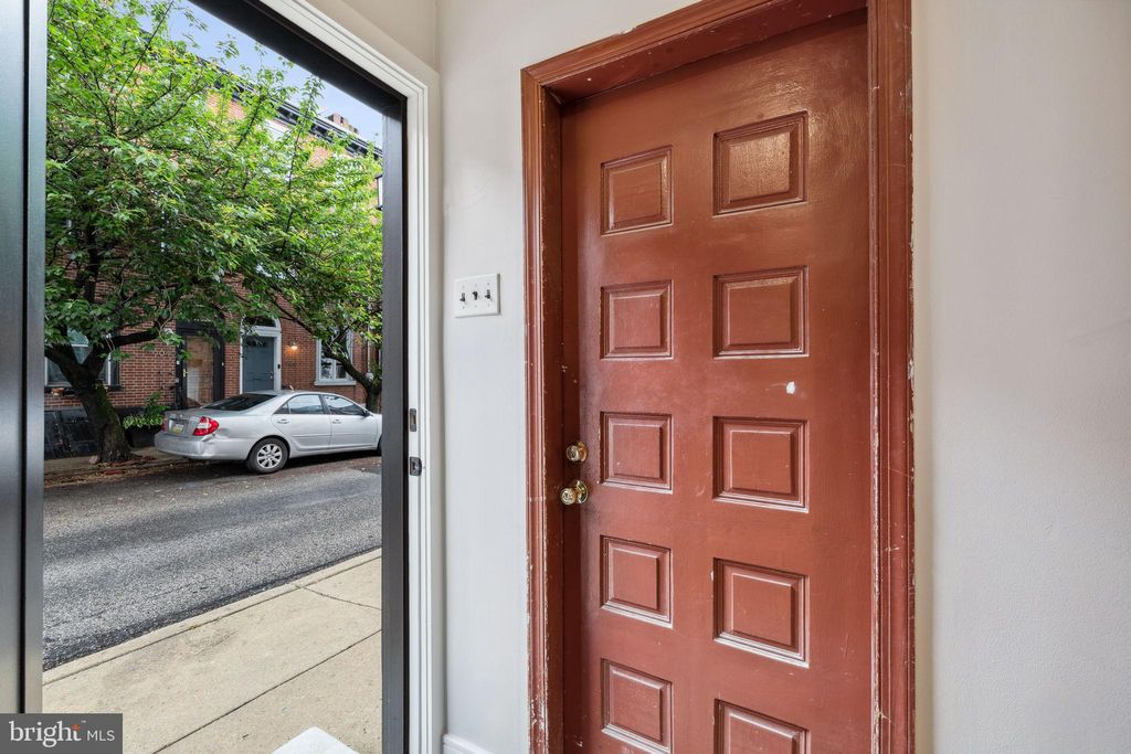 Photo of 227 Poplar Street #C, PHILADELPHIA, PA 19123 (MLS # PAPH2483342)
