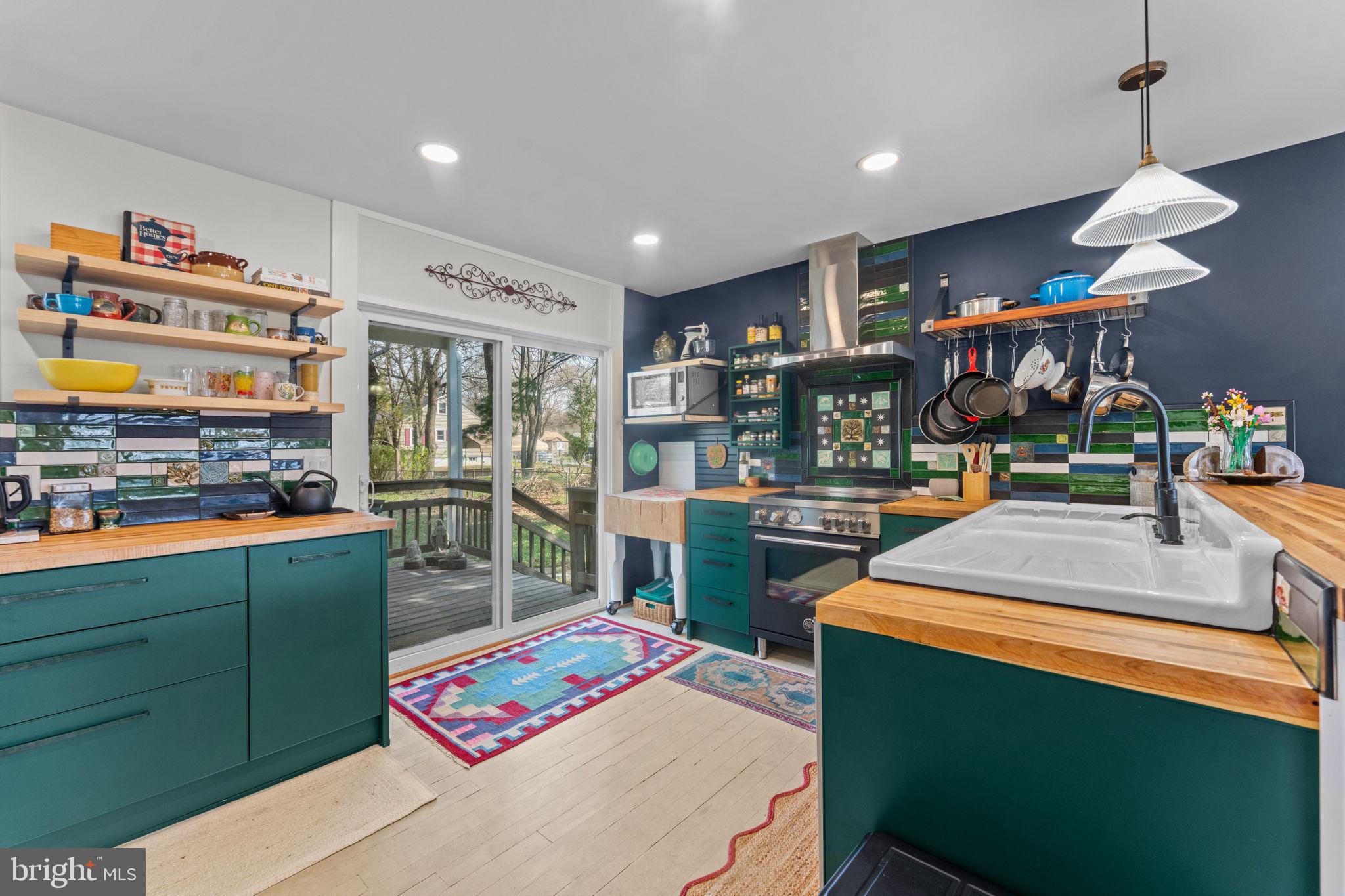 RIVERDALE PARK - Residential