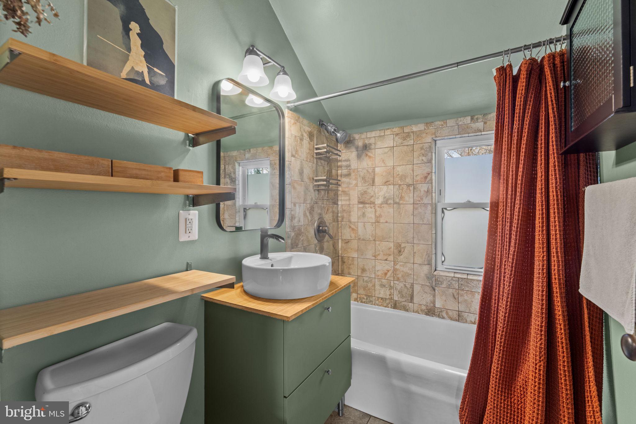 RIVERDALE PARK - Residential