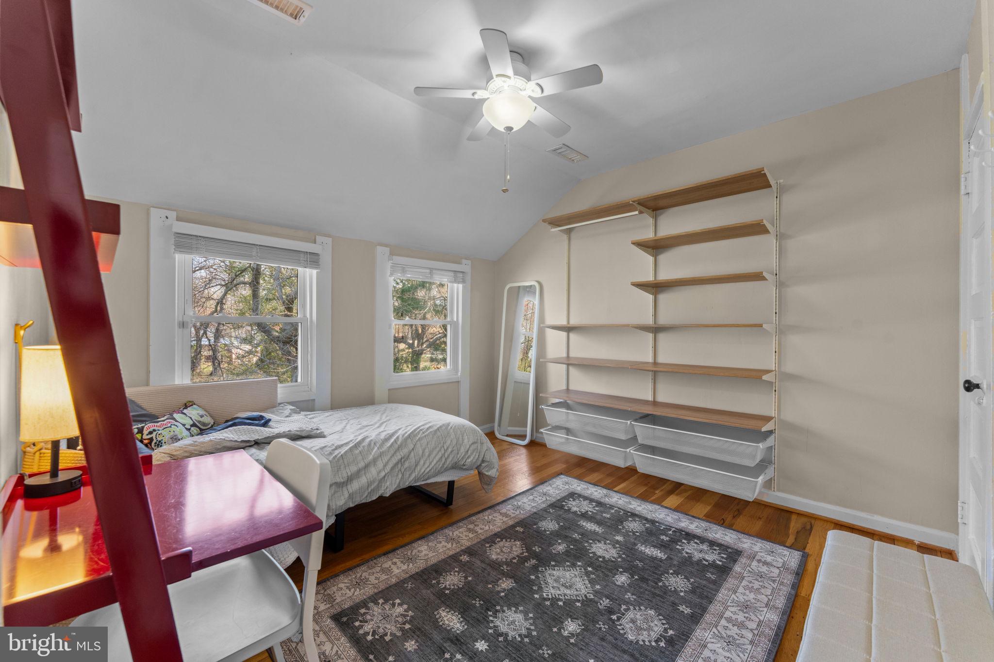 RIVERDALE PARK - Residential