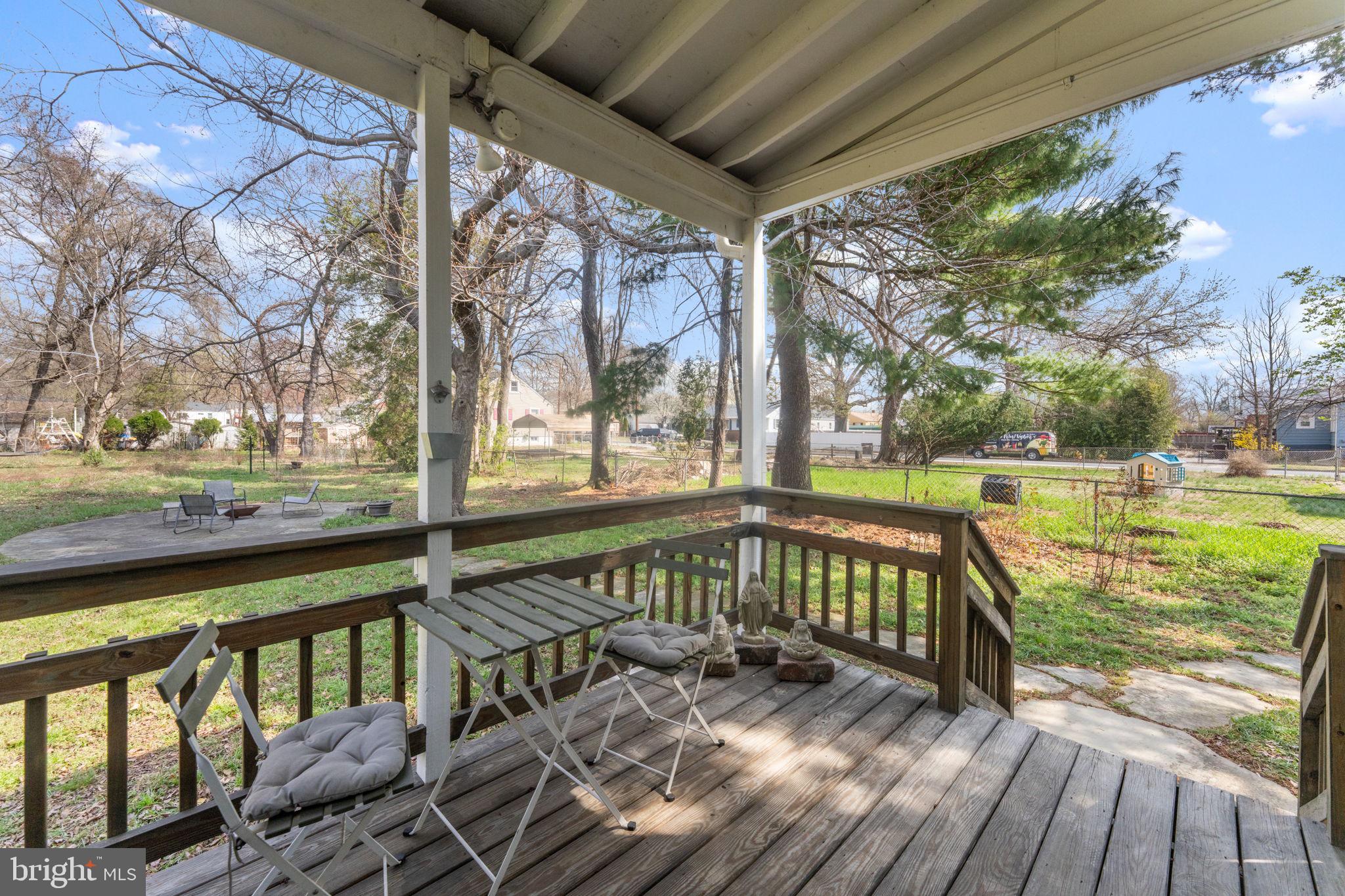 RIVERDALE PARK - Residential