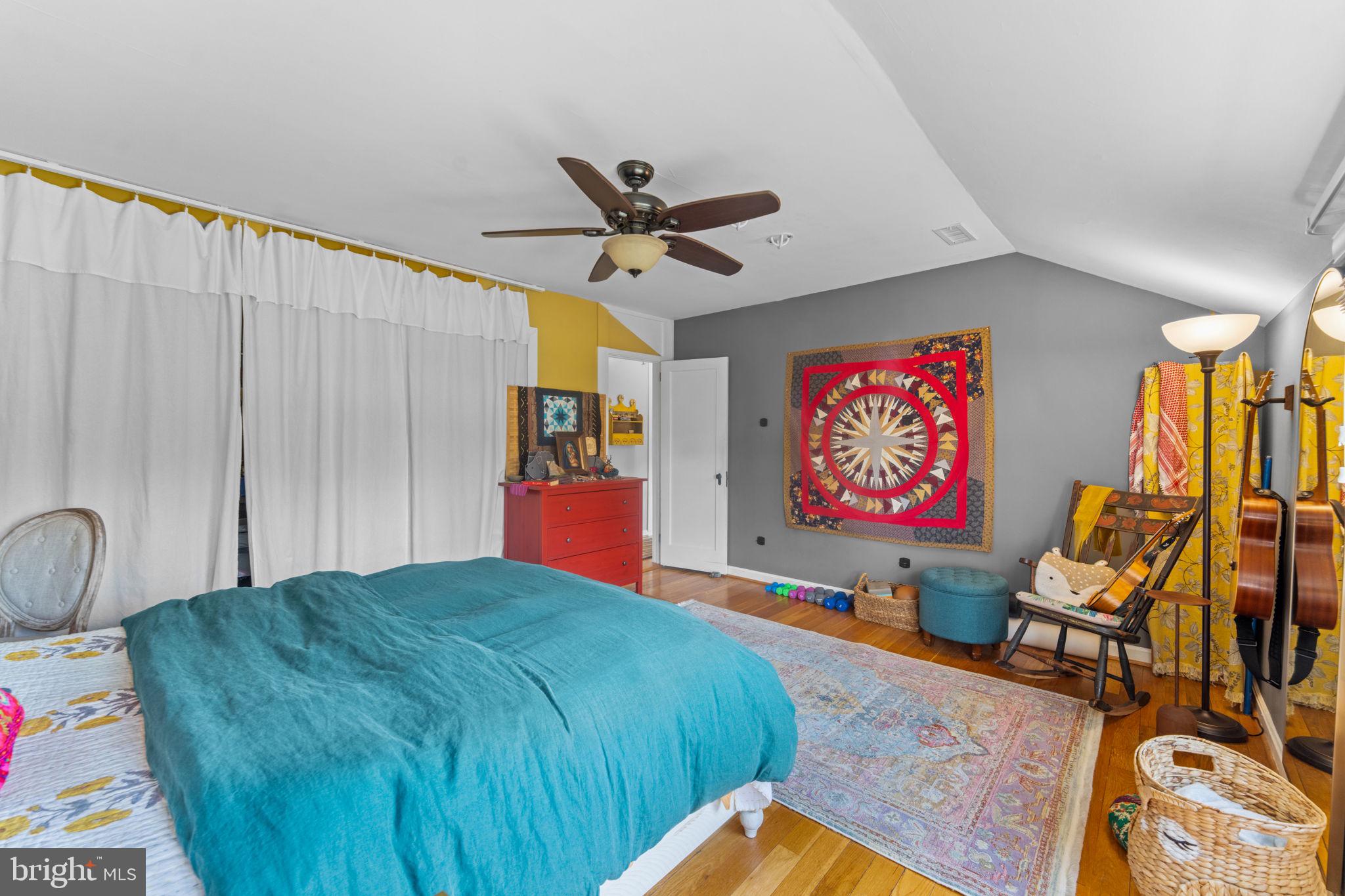 RIVERDALE PARK - Residential