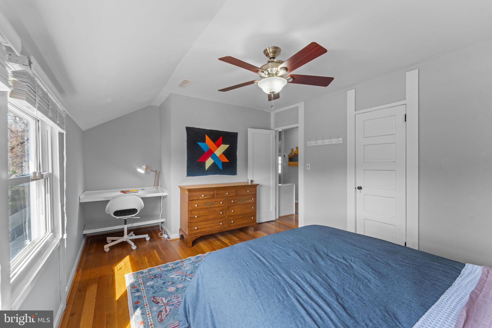 RIVERDALE PARK - Residential