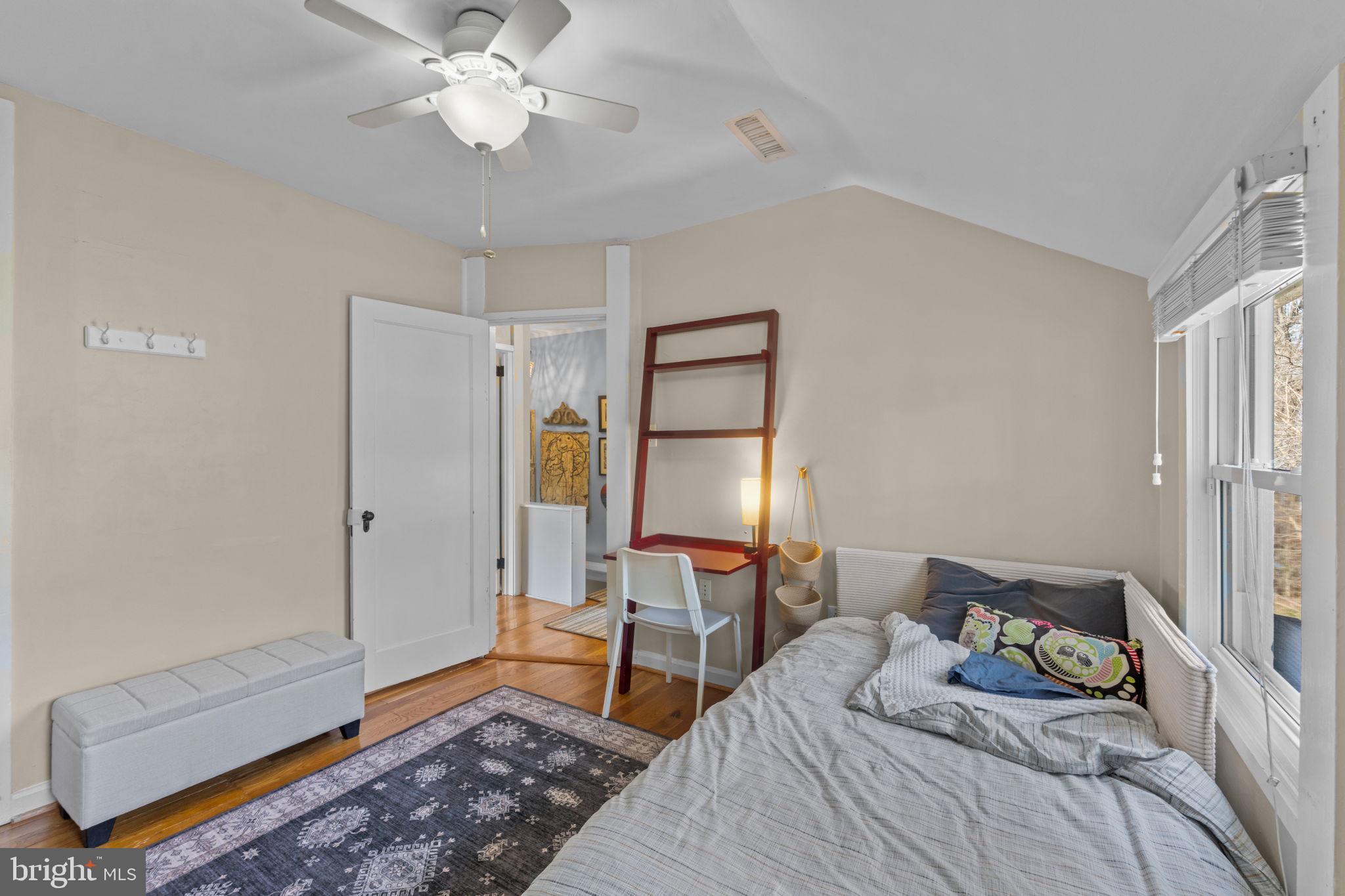 RIVERDALE PARK - Residential