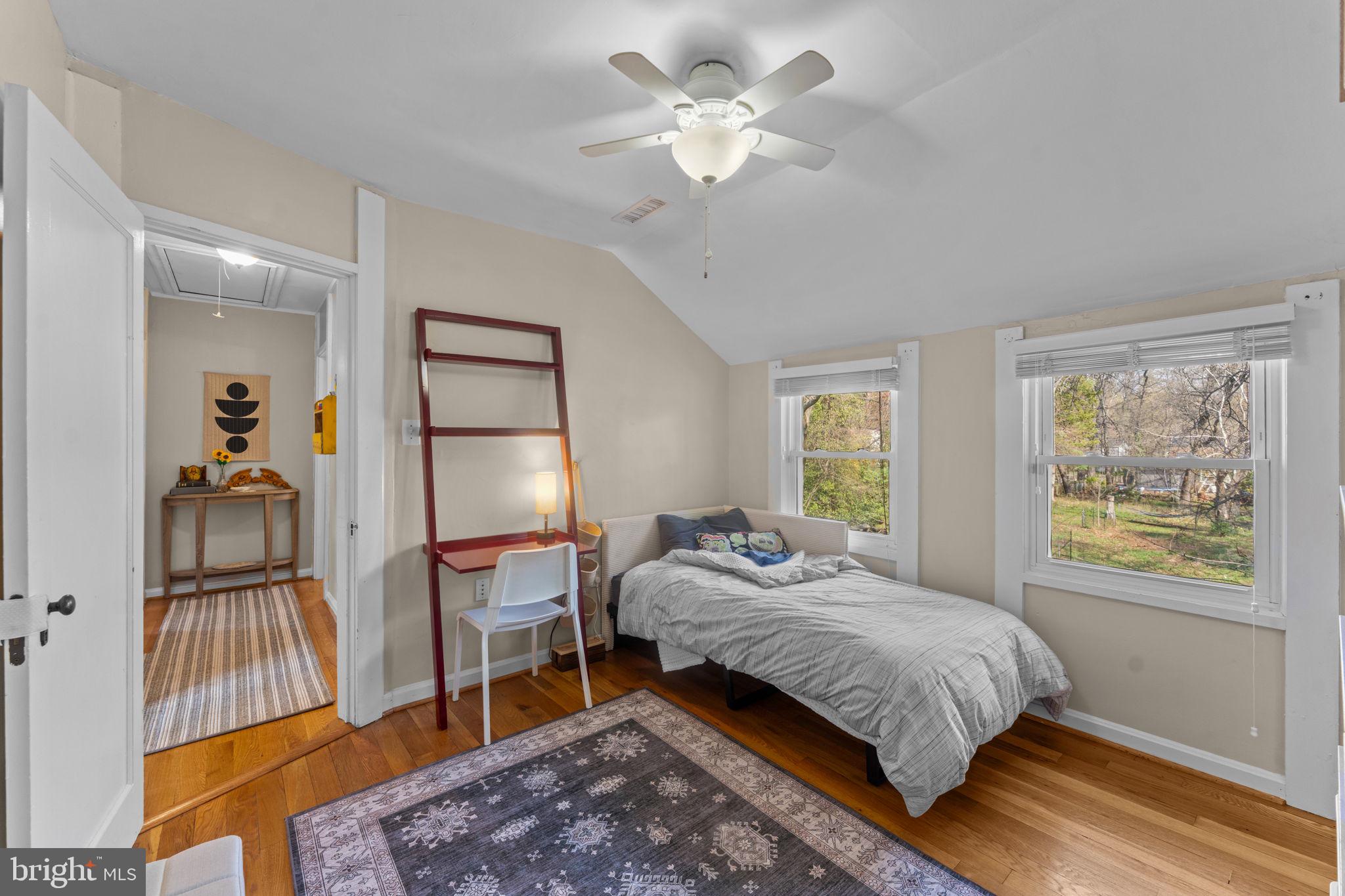 RIVERDALE PARK - Residential