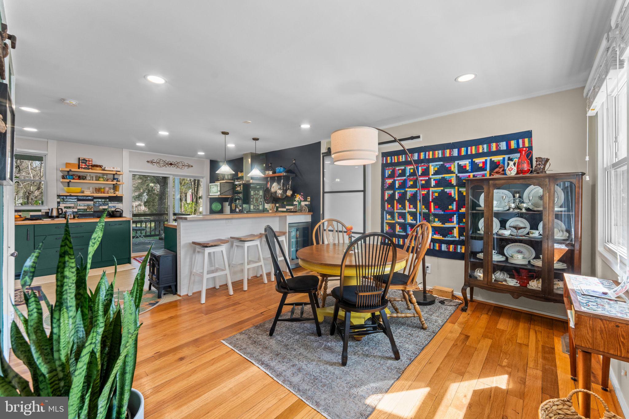 RIVERDALE PARK - Residential