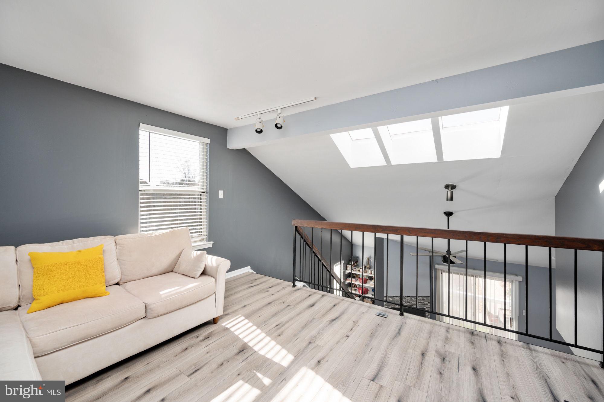 PEMBROOK VILLAGE - Residential