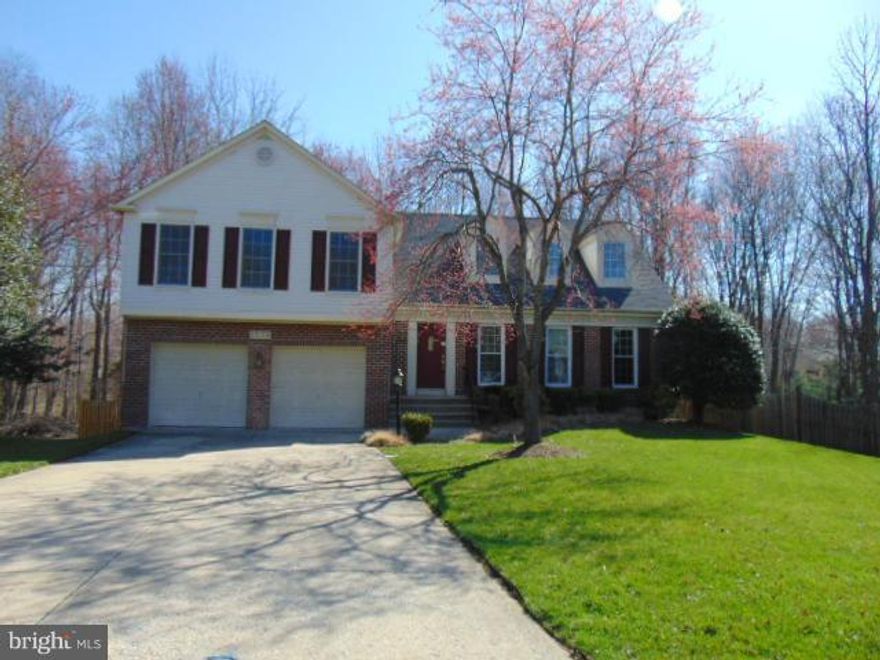 "Bowie Beauty!" Tranquil cul-de-sac setting leads to this home with 3 massive and well built out levels. The gourmet kitchen offers granite counters, and decorative lighting. The main bedroom upstairs is quite huge with a sitting area / room and 2 dormers. The basement offers a full bath and a possible 5th bedroom. The whole home was just freshly painted and is professionally managed.