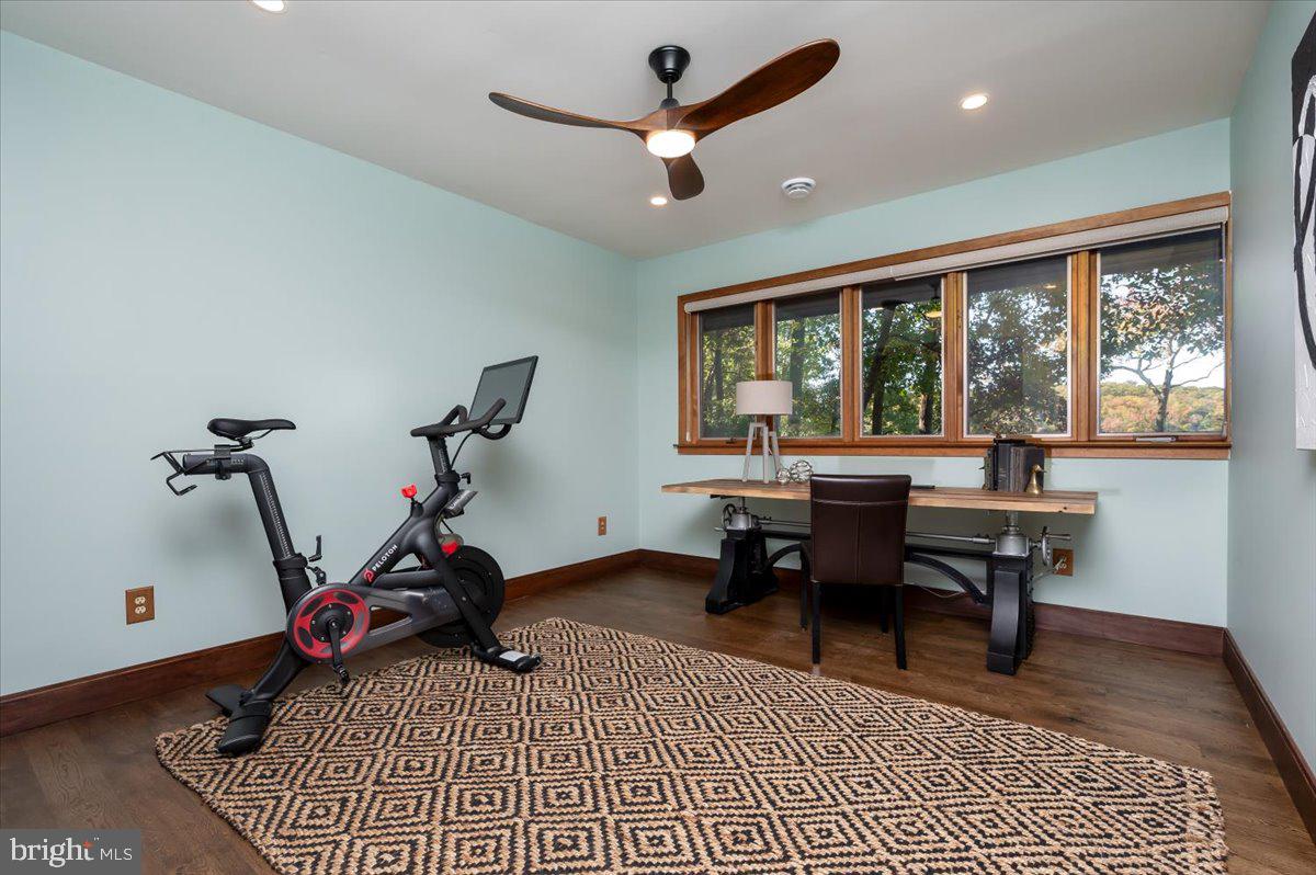 BAYBERRY HILL - Residential