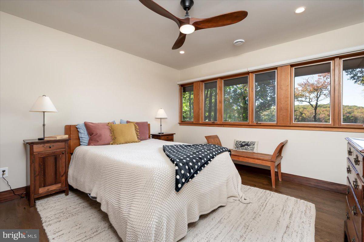 BAYBERRY HILL - Residential