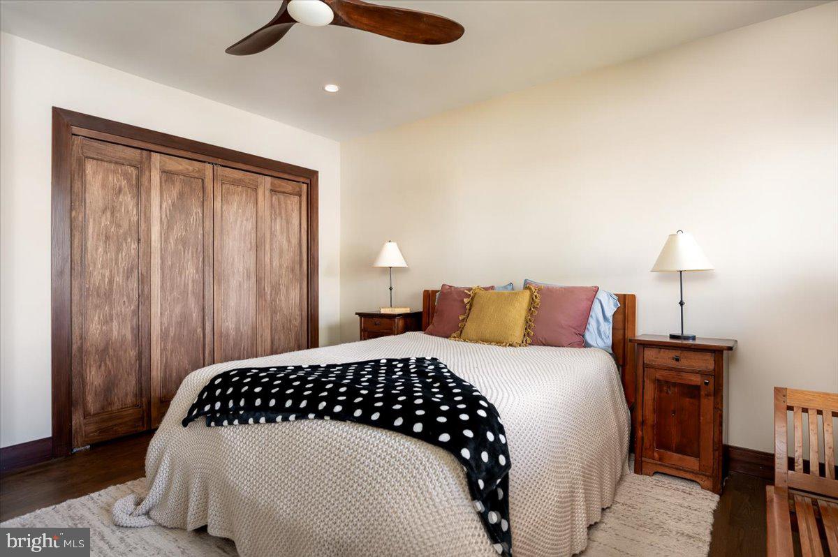 BAYBERRY HILL - Residential