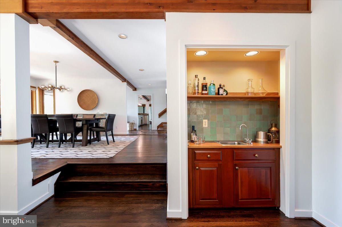 BAYBERRY HILL - Residential