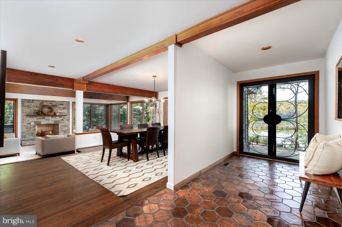 BAYBERRY HILL - Residential