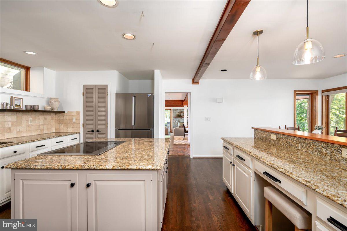 BAYBERRY HILL - Residential