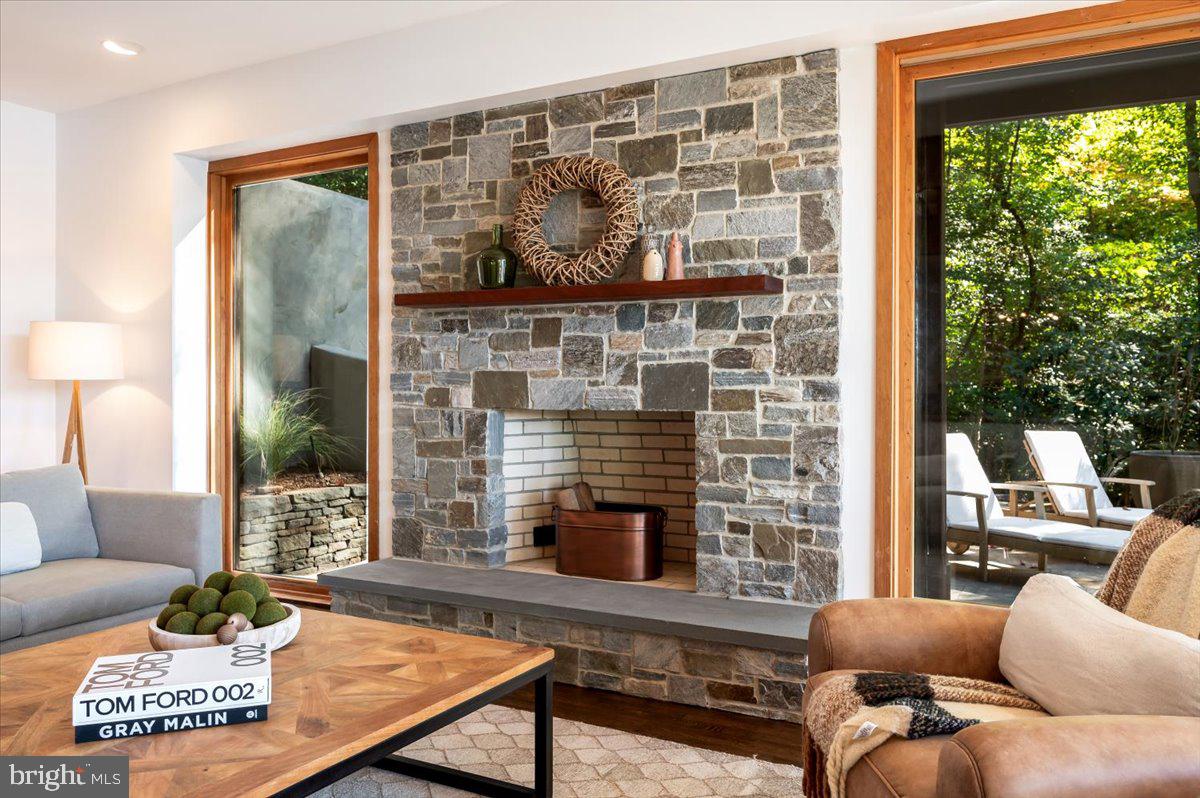 BAYBERRY HILL - Residential