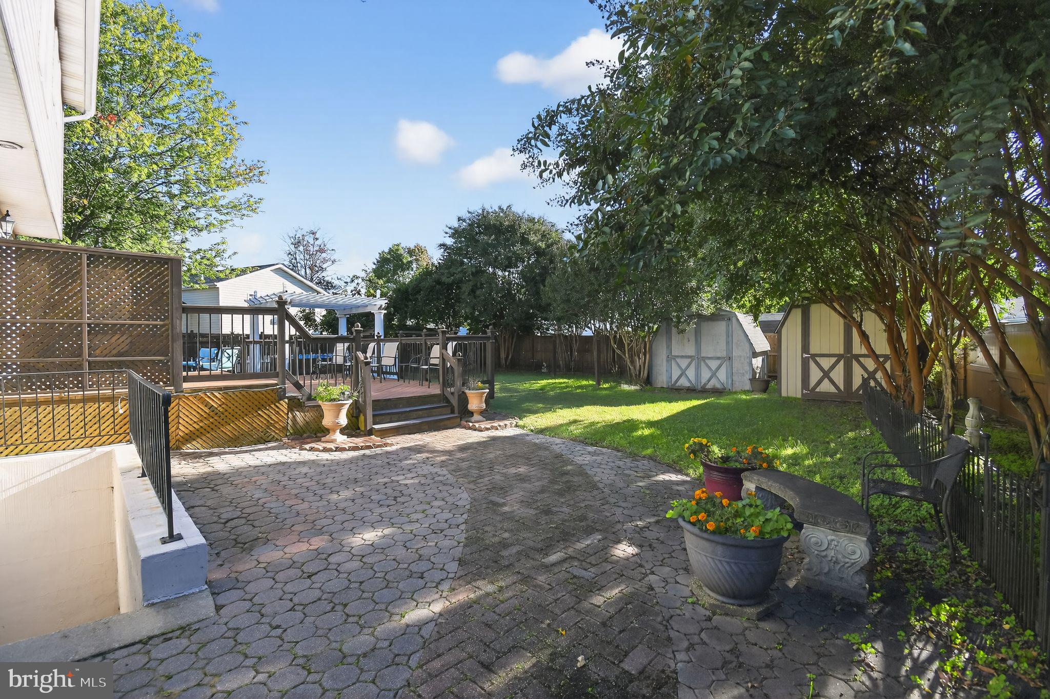 HEARDS ESTATES - Residential Lease