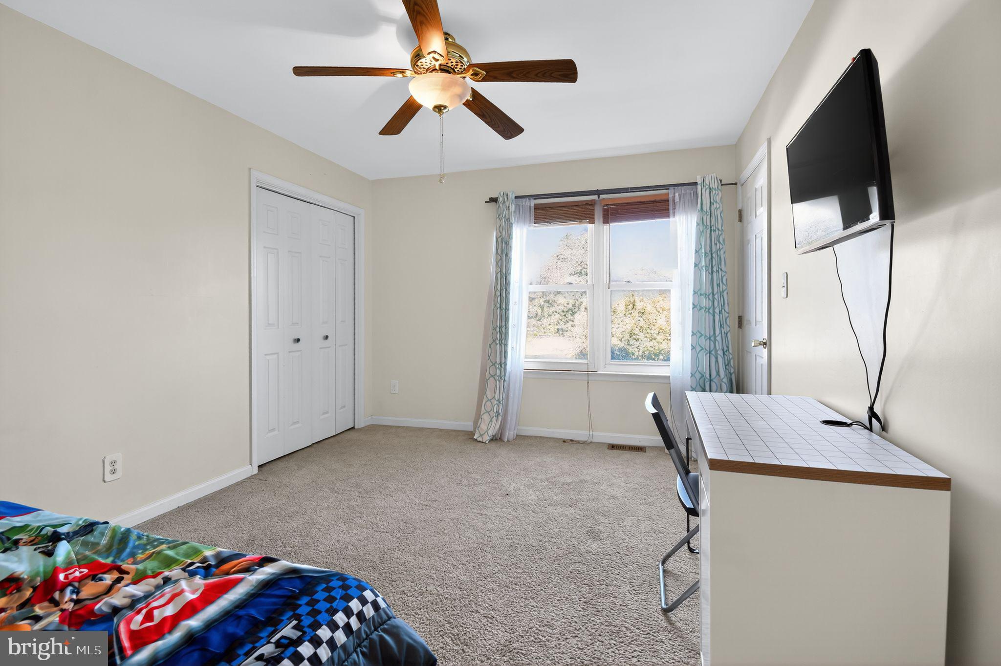 HEARDS ESTATES - Residential Lease