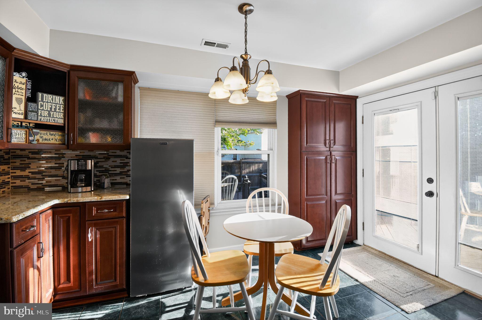 HEARDS ESTATES - Residential Lease