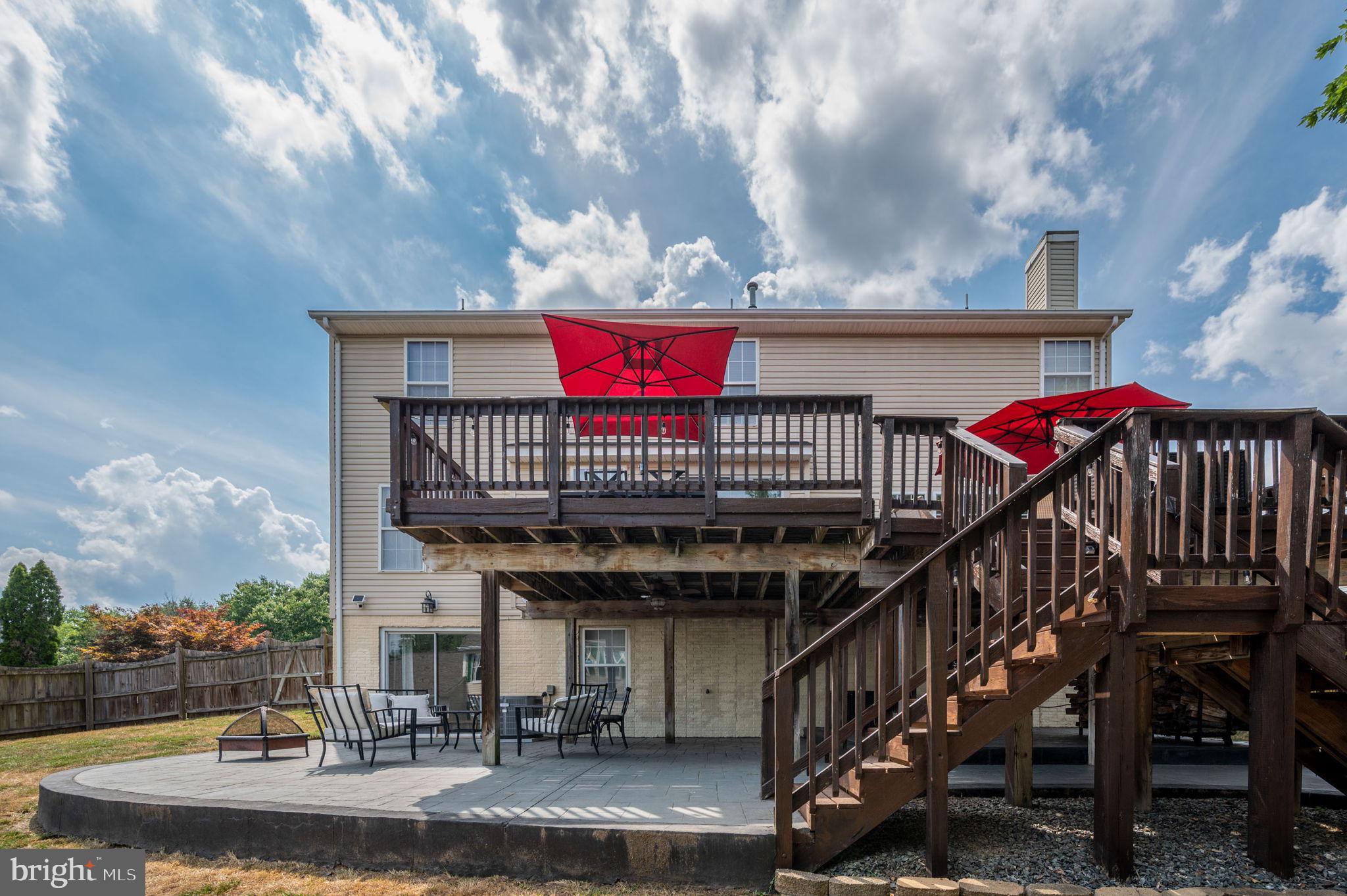 HAMPTON OAKS - Residential