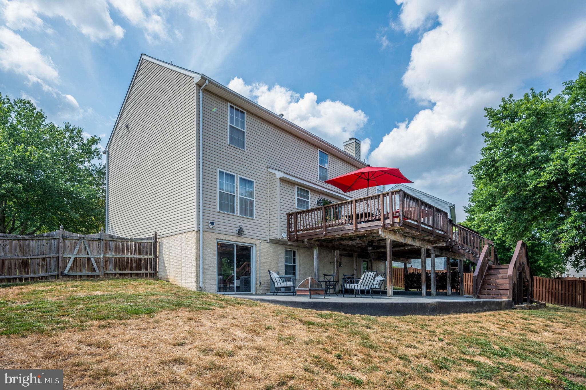 HAMPTON OAKS - Residential