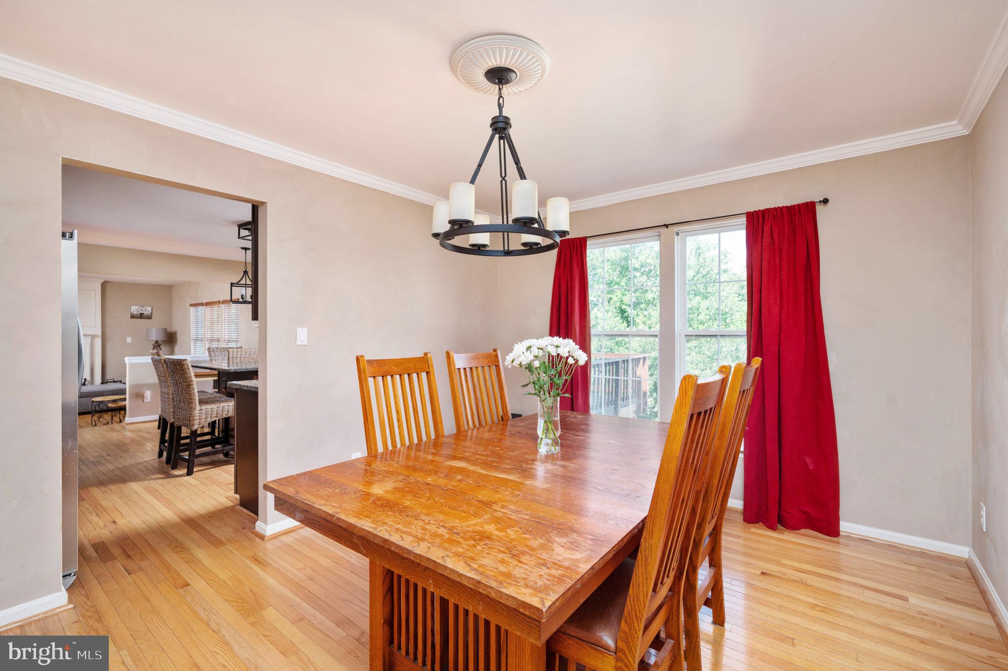 HAMPTON OAKS - Residential