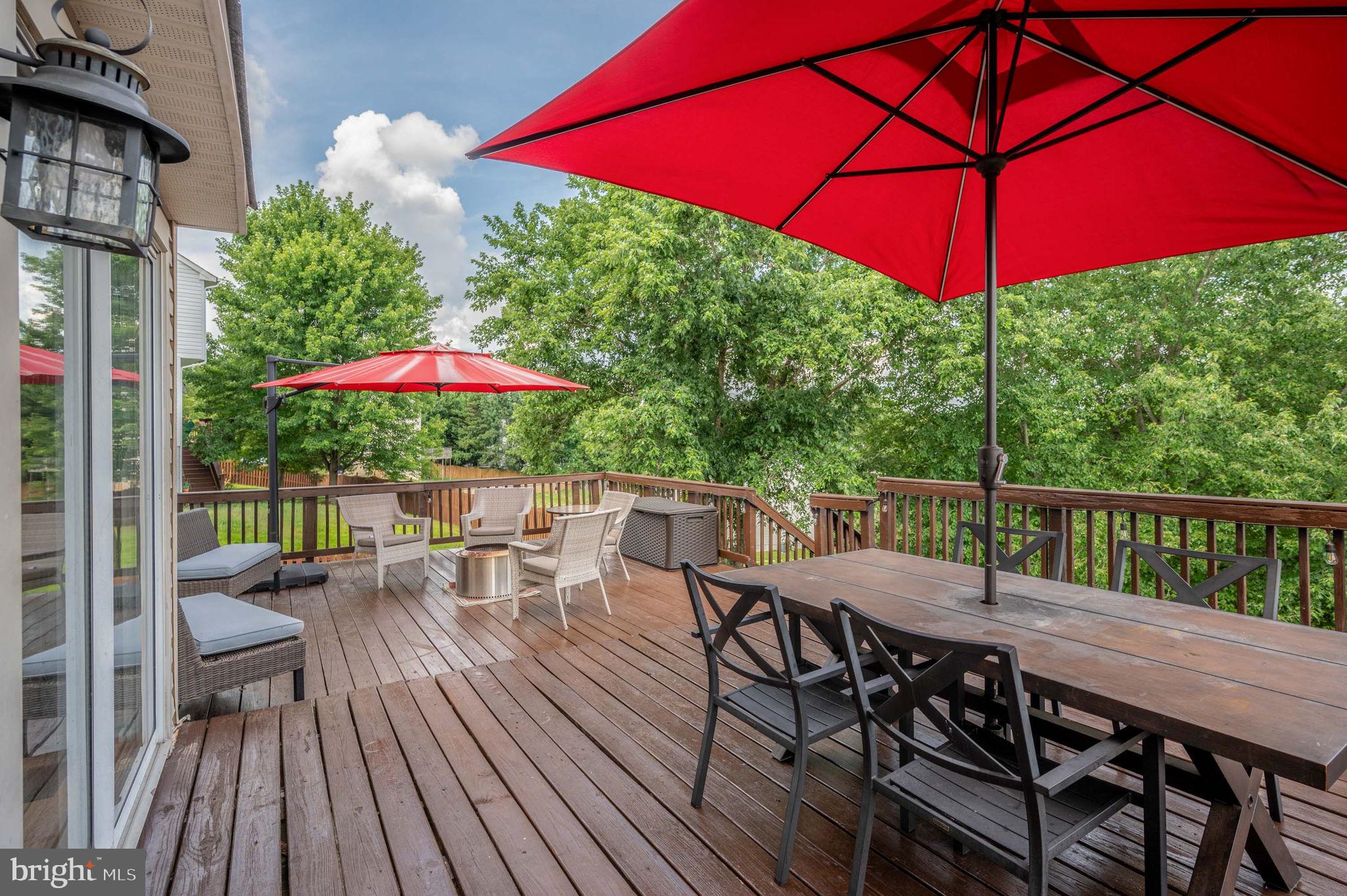 HAMPTON OAKS - Residential