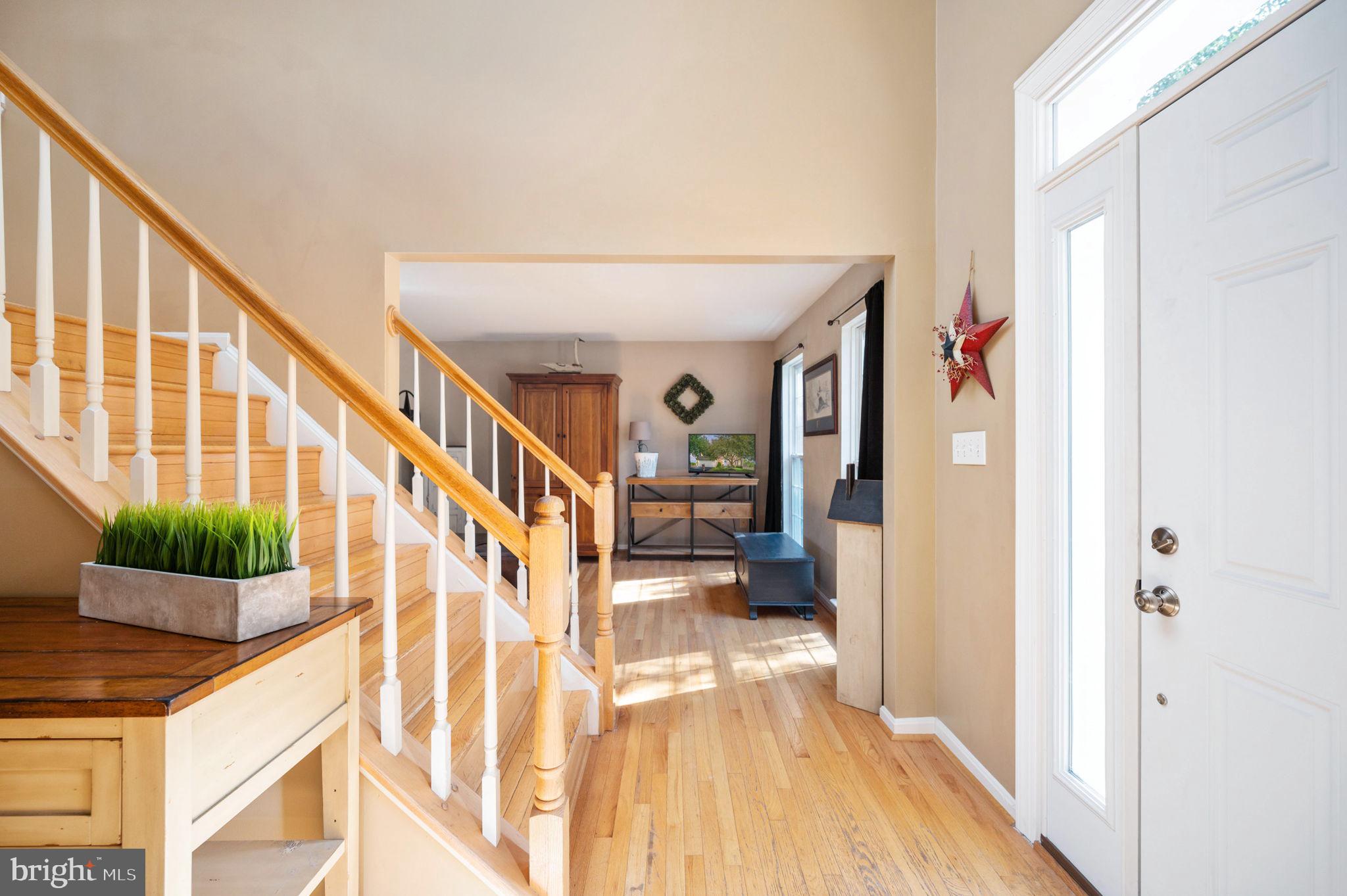 HAMPTON OAKS - Residential