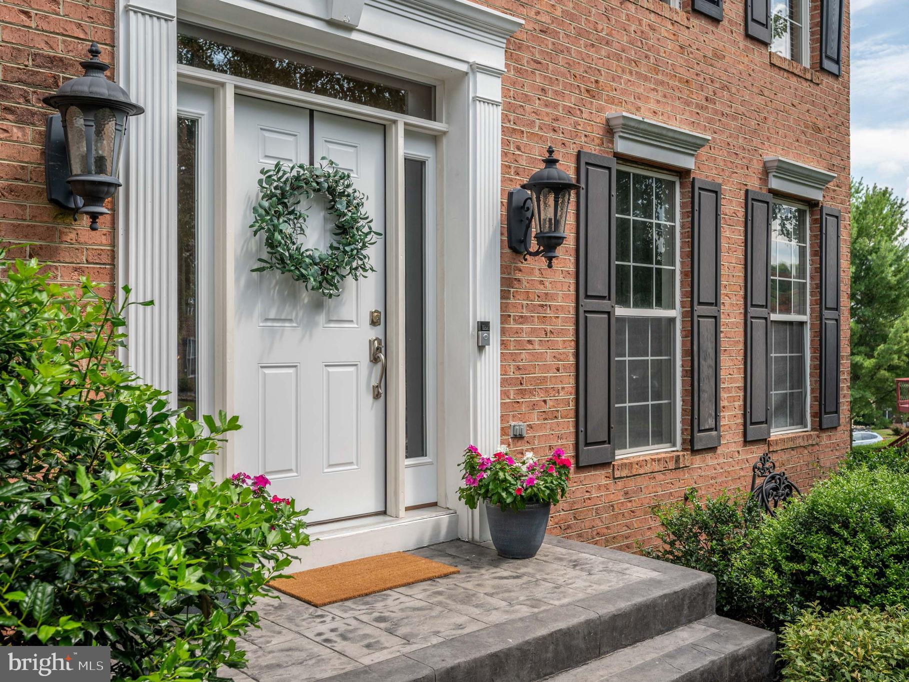 HAMPTON OAKS - Residential