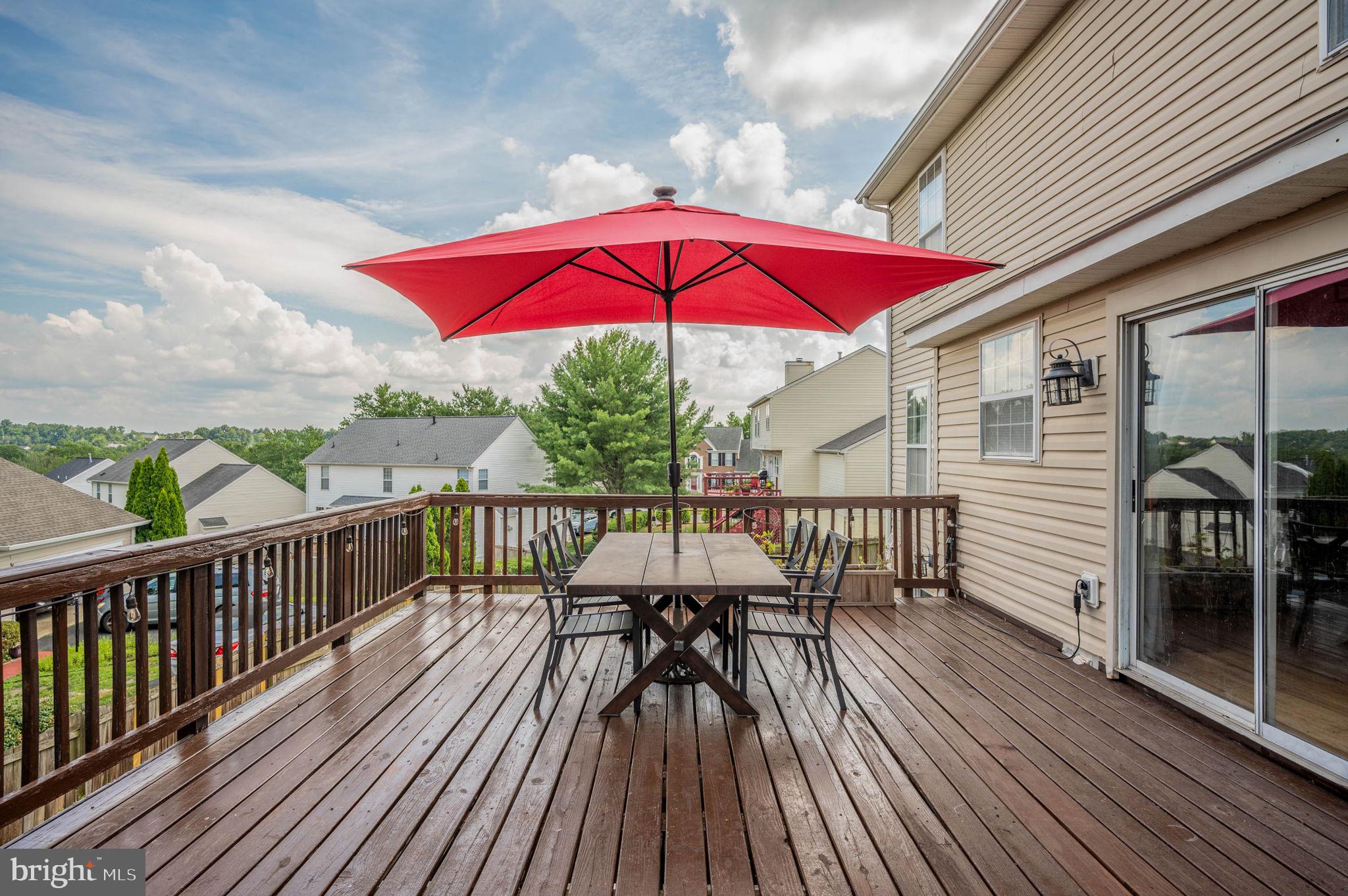 HAMPTON OAKS - Residential