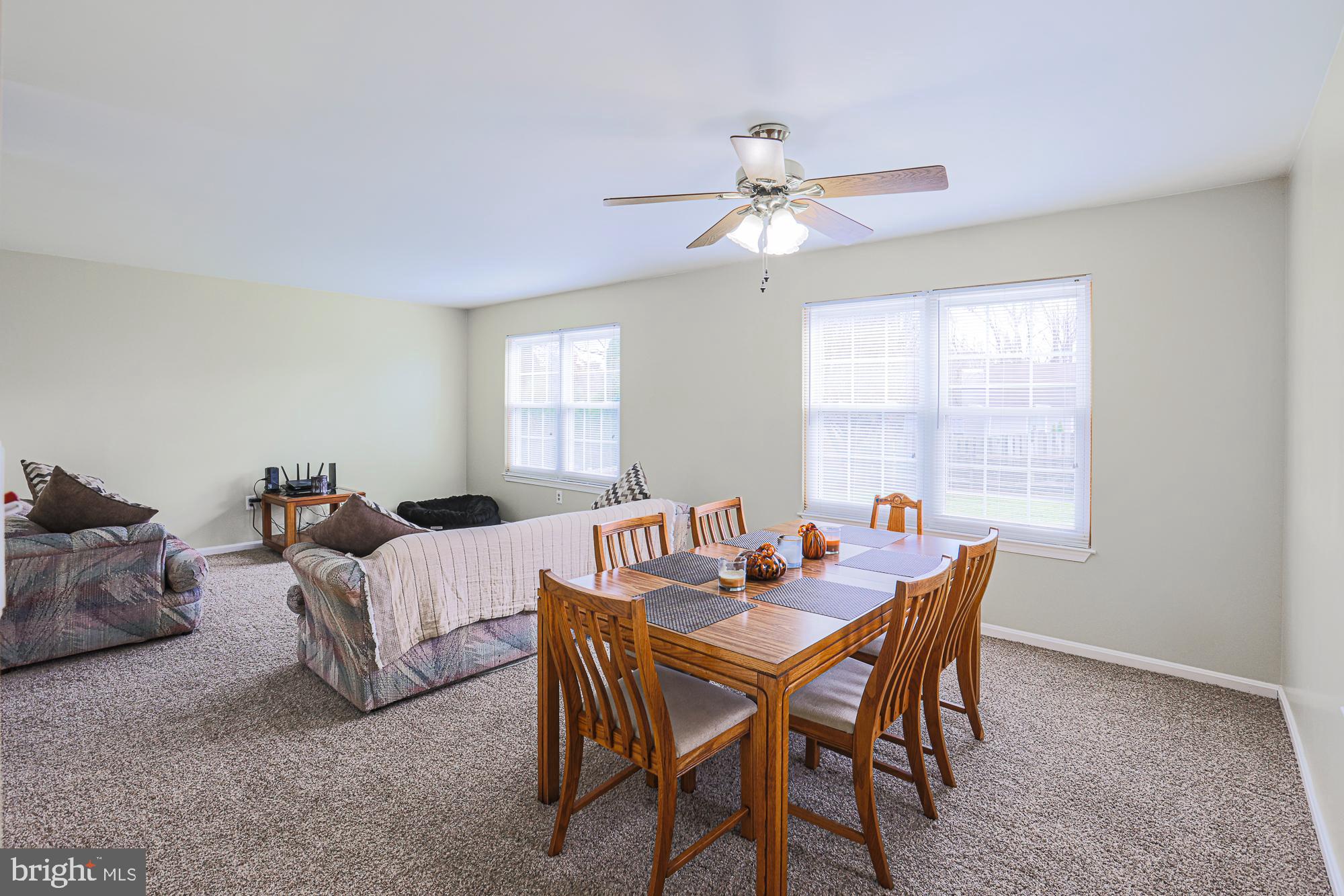 OAKS OF HARFORD - Residential