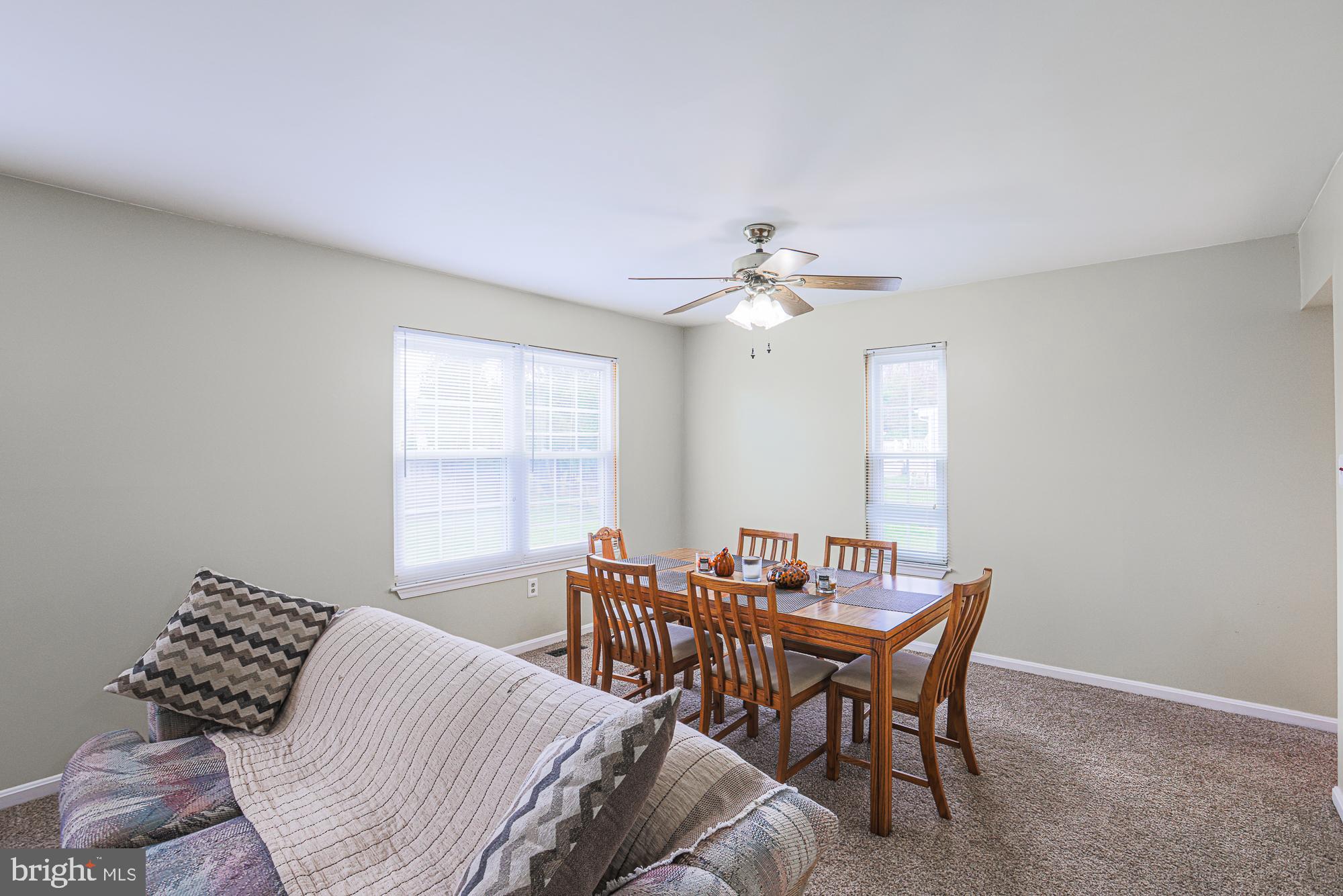 OAKS OF HARFORD - Residential