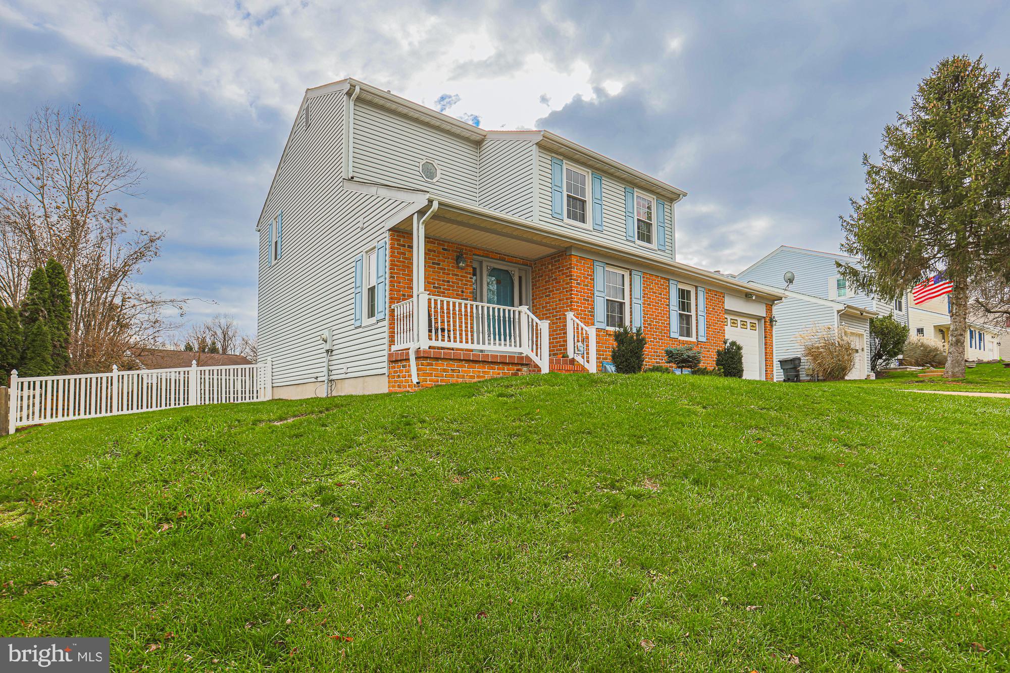 OAKS OF HARFORD - Residential