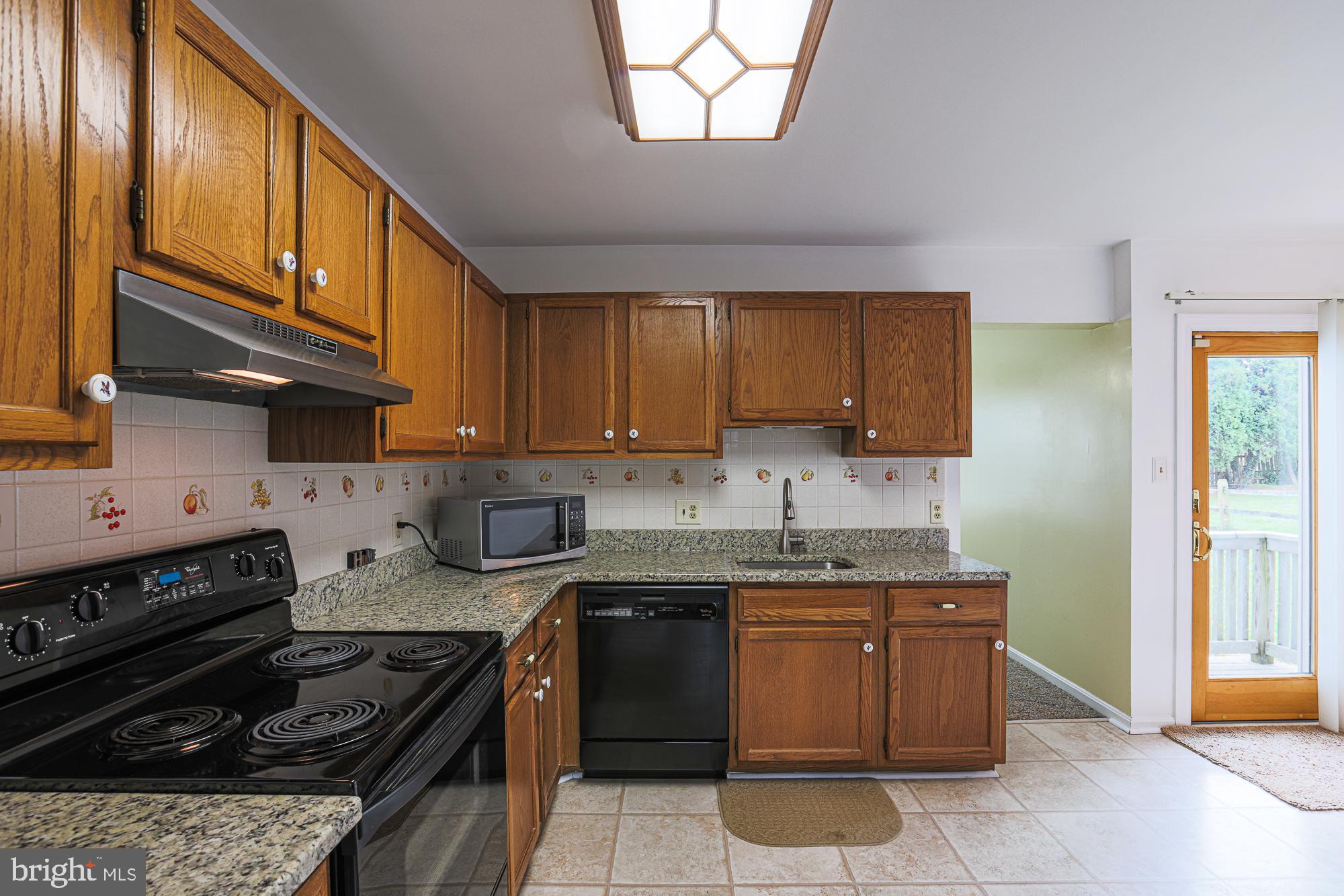 OAKS OF HARFORD - Residential