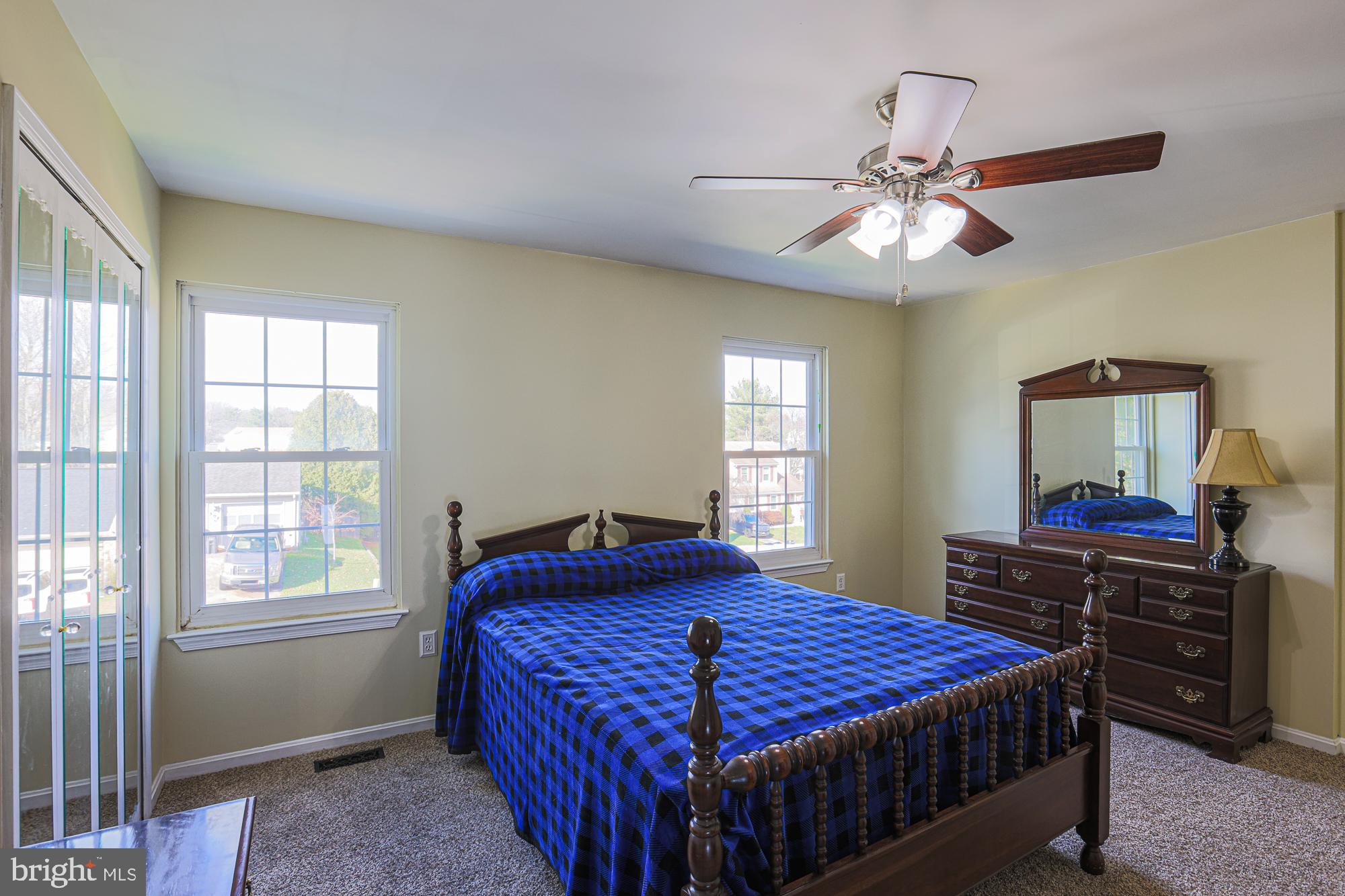 OAKS OF HARFORD - Residential