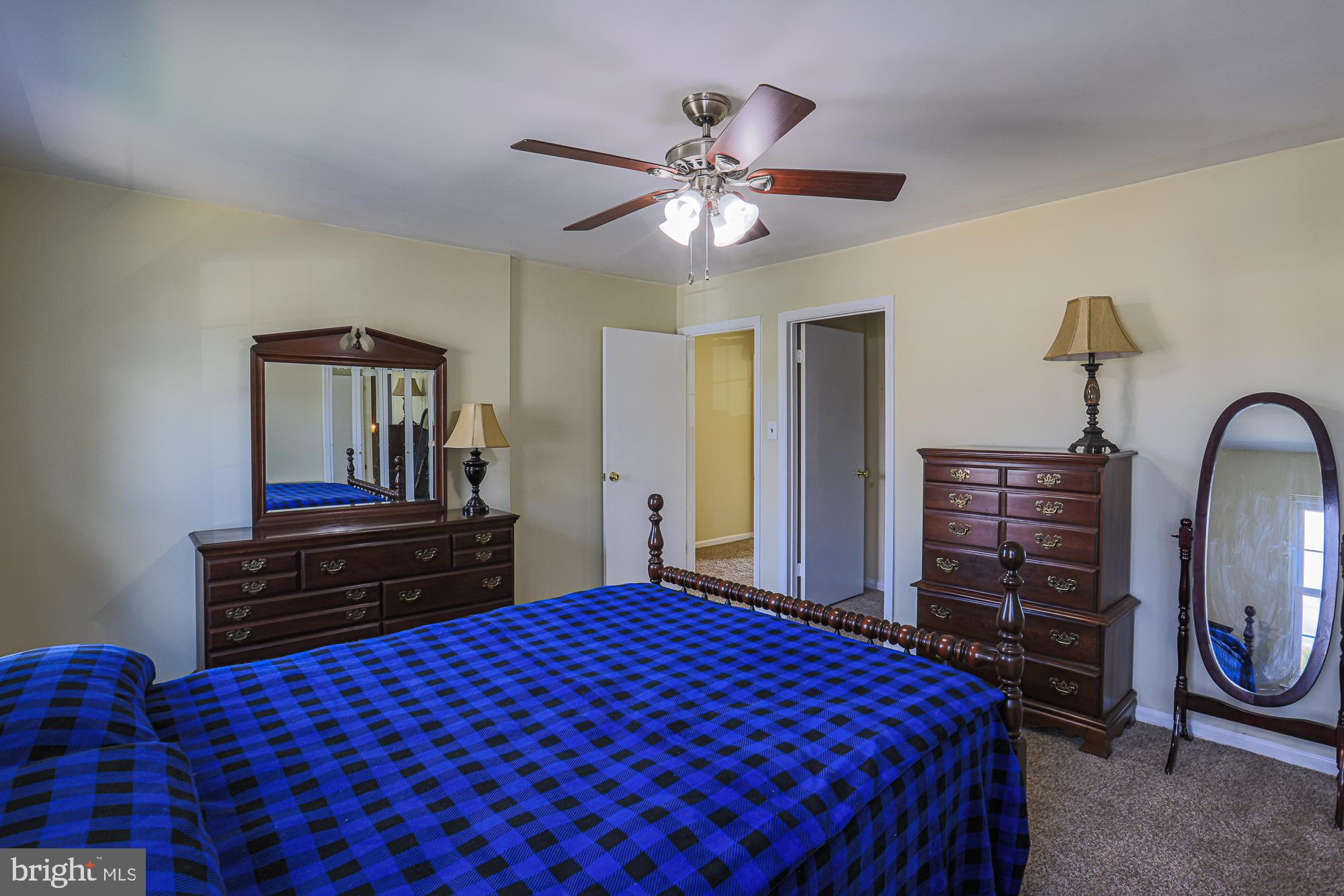 OAKS OF HARFORD - Residential