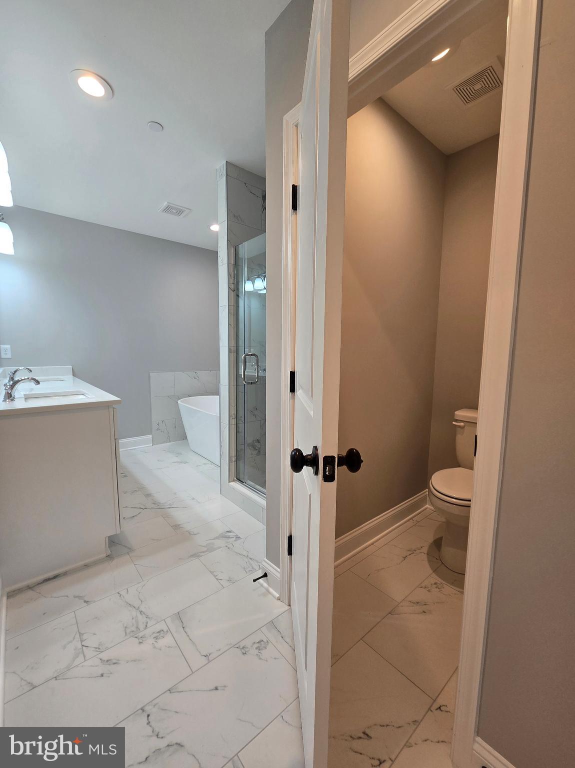 RIVIERA BEACH - Residential