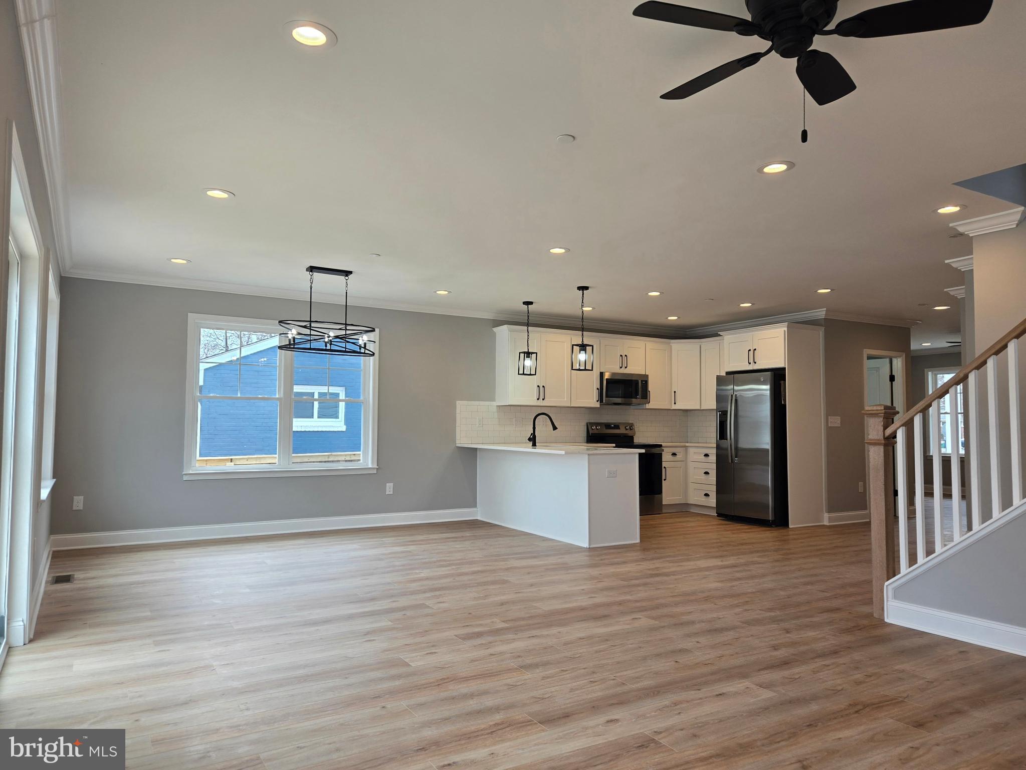 RIVIERA BEACH - Residential