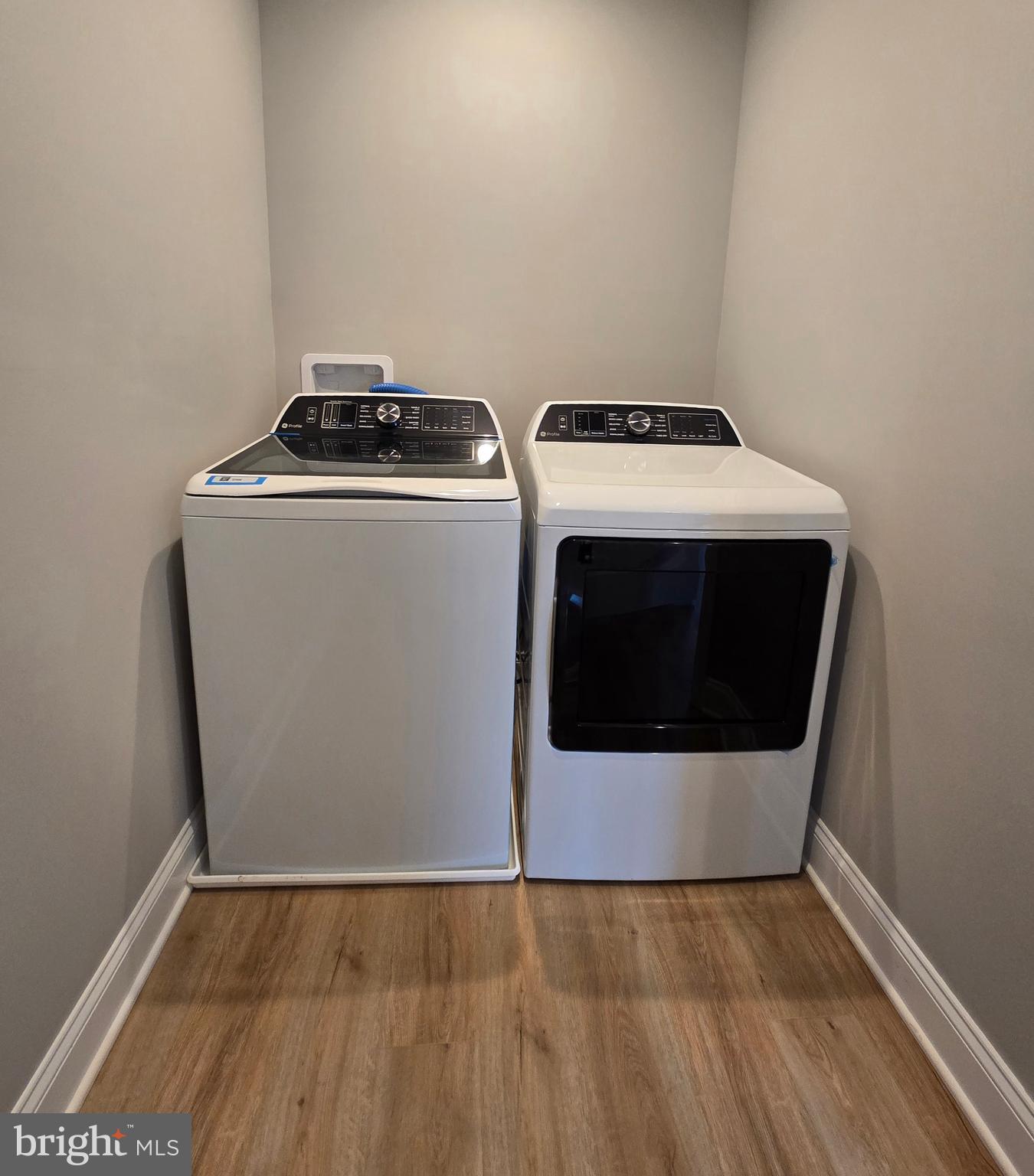 RIVIERA BEACH - Residential