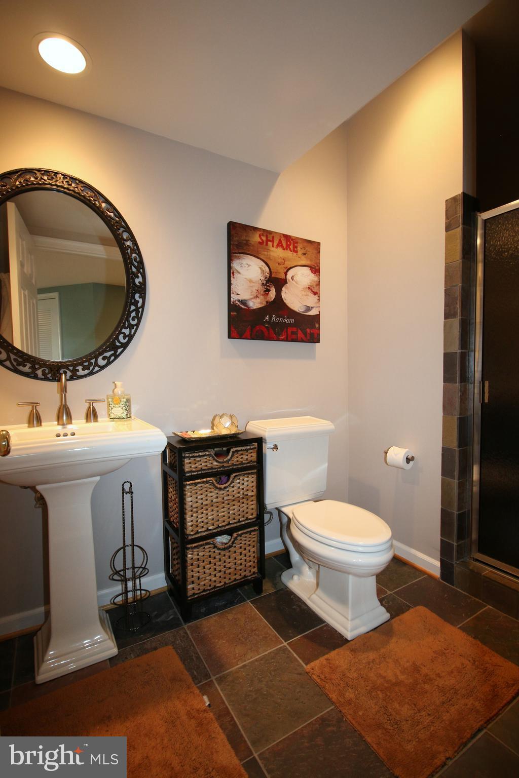 SOUTH RIDING - Residential