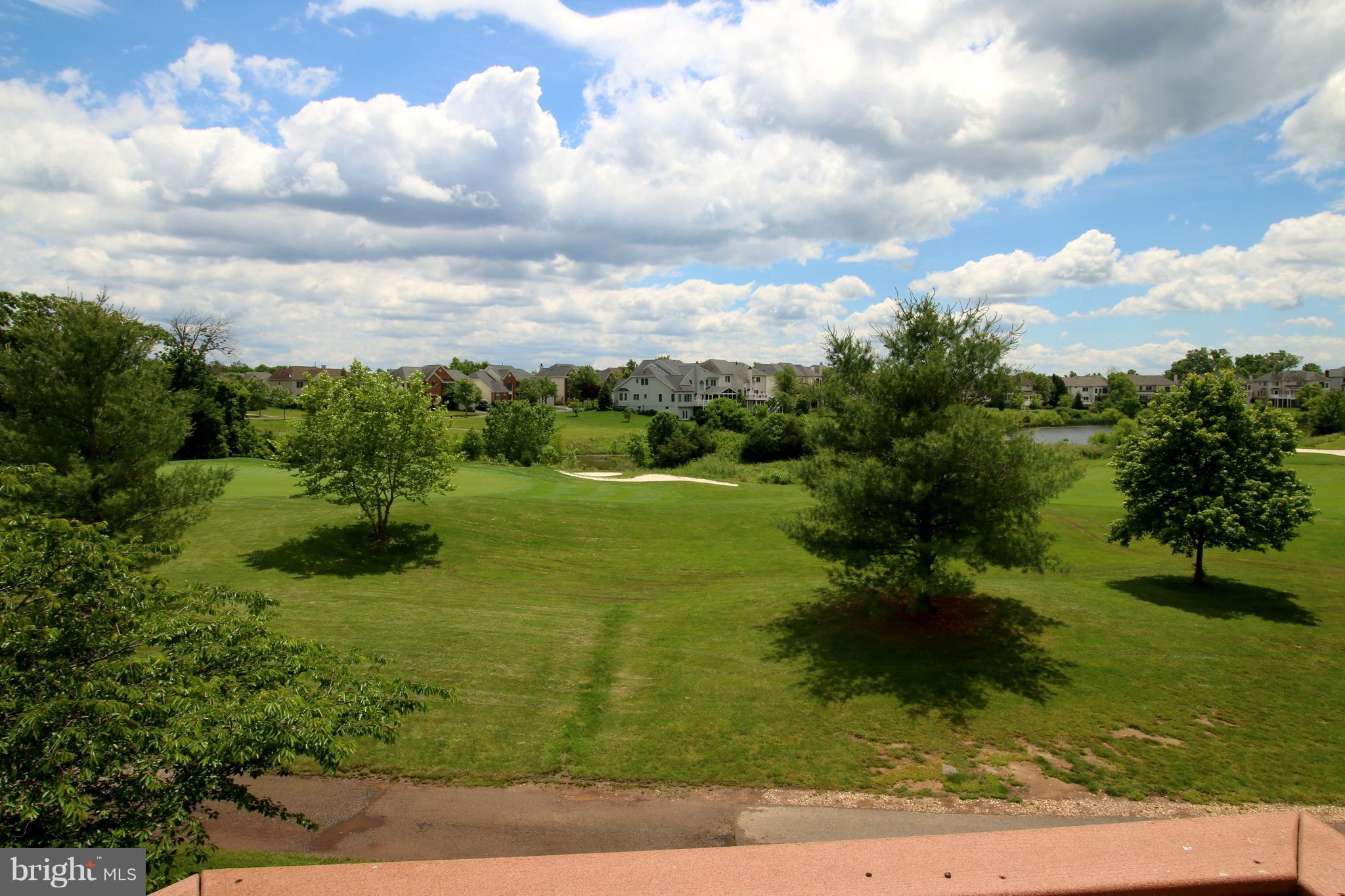 SOUTH RIDING - Residential