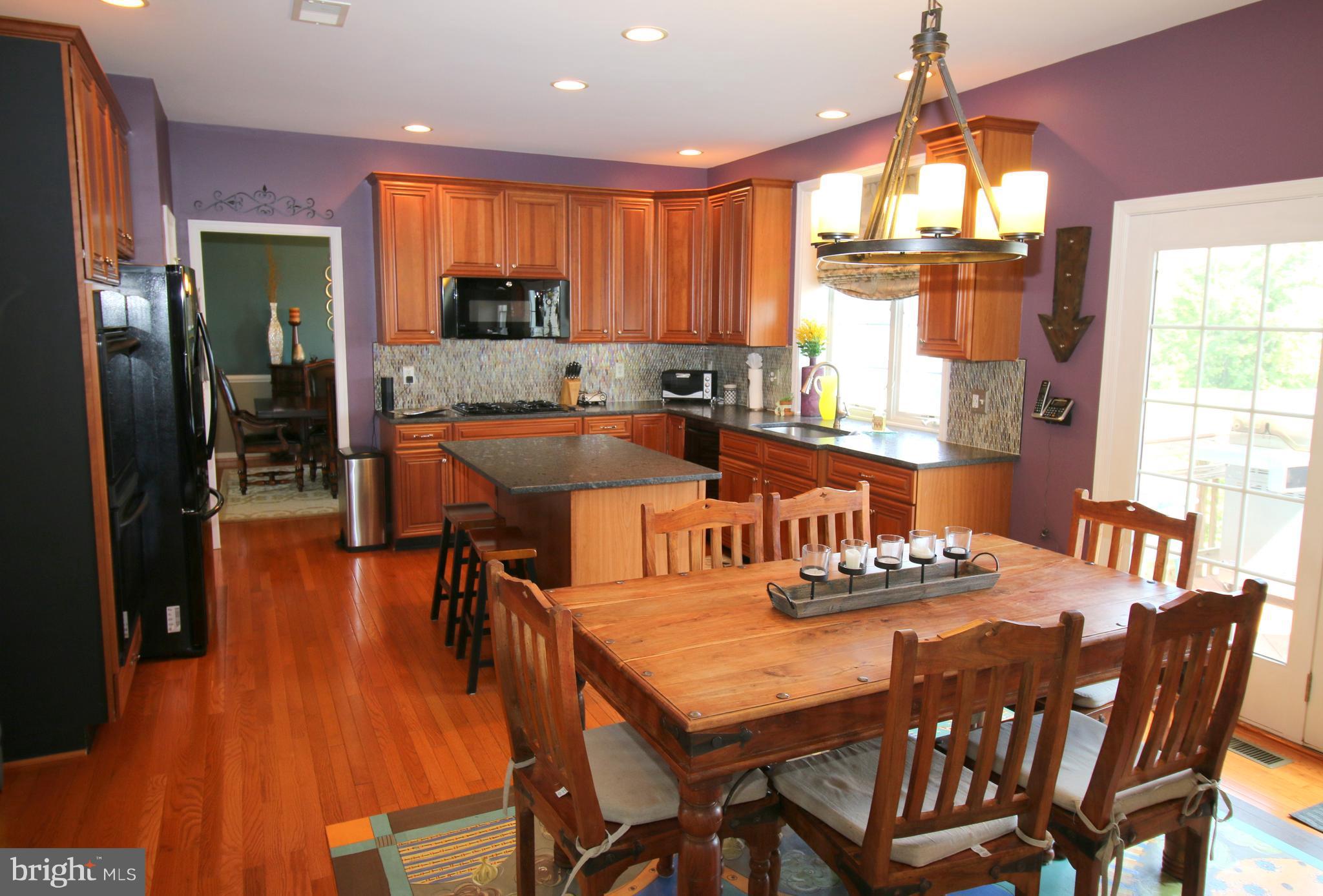 SOUTH RIDING - Residential