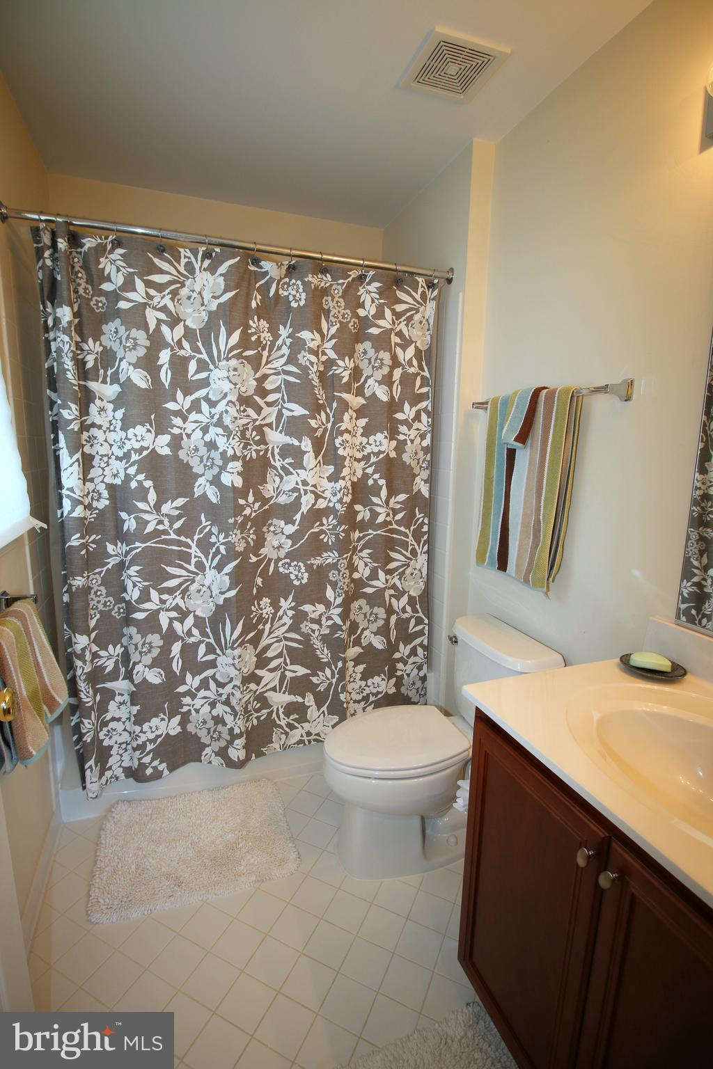 SOUTH RIDING - Residential